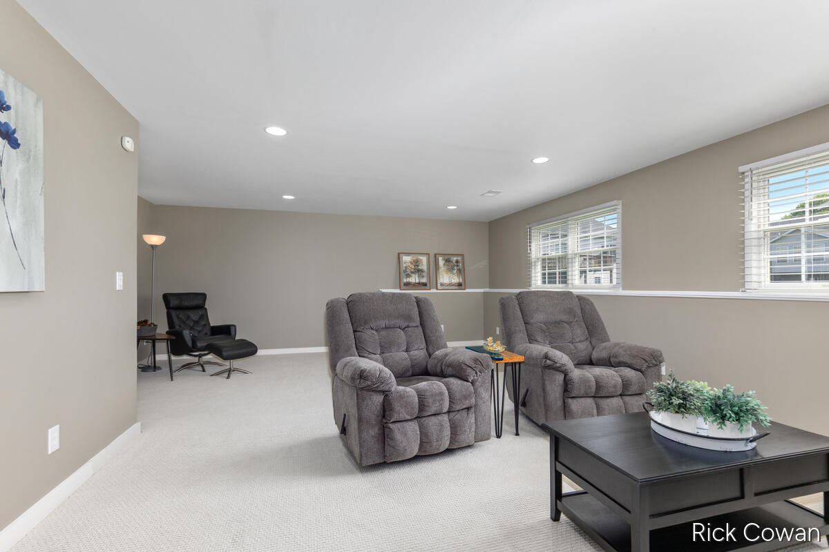 11286 Blue Heron Parkway Holland MI 49424