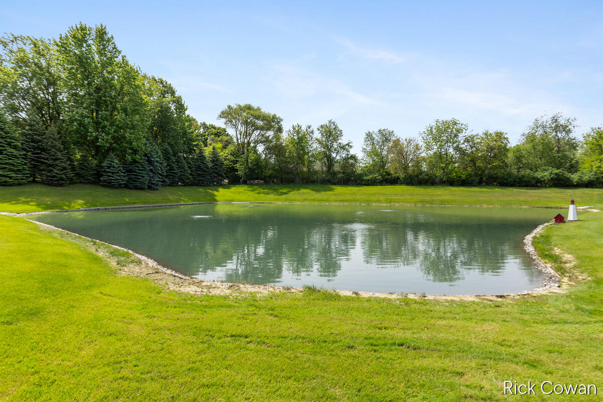 11286 Blue Heron Parkway Holland MI 49424