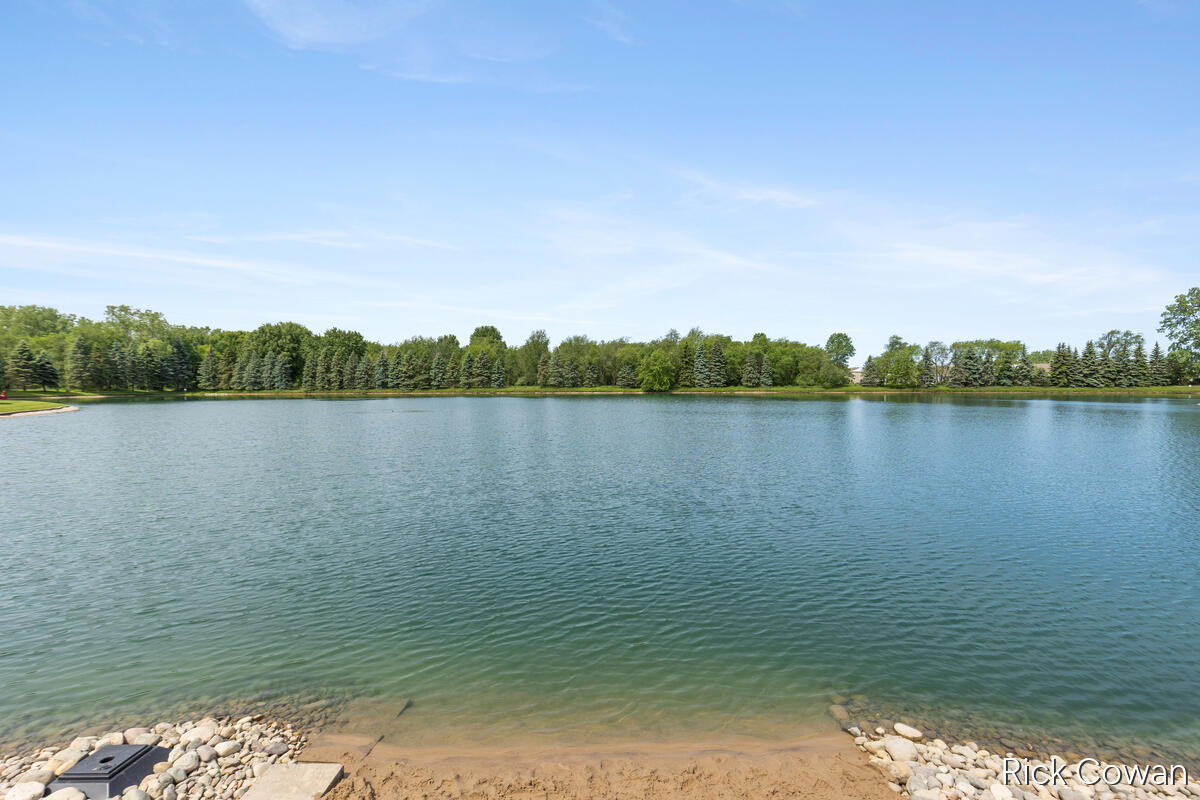 11286 Blue Heron Parkway Holland MI 49424