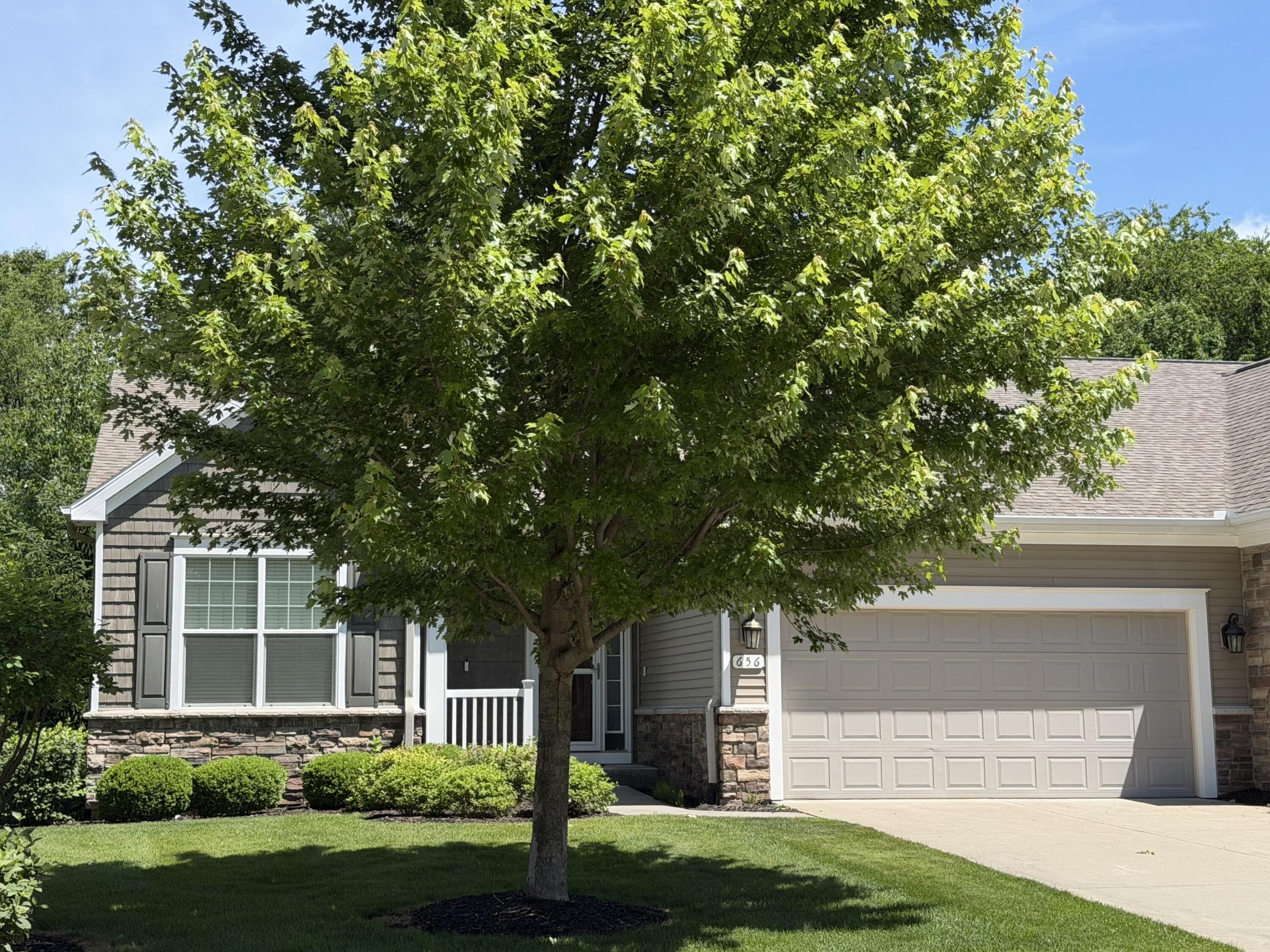 656 Wynding Oaks Kalamazoo MI 49006