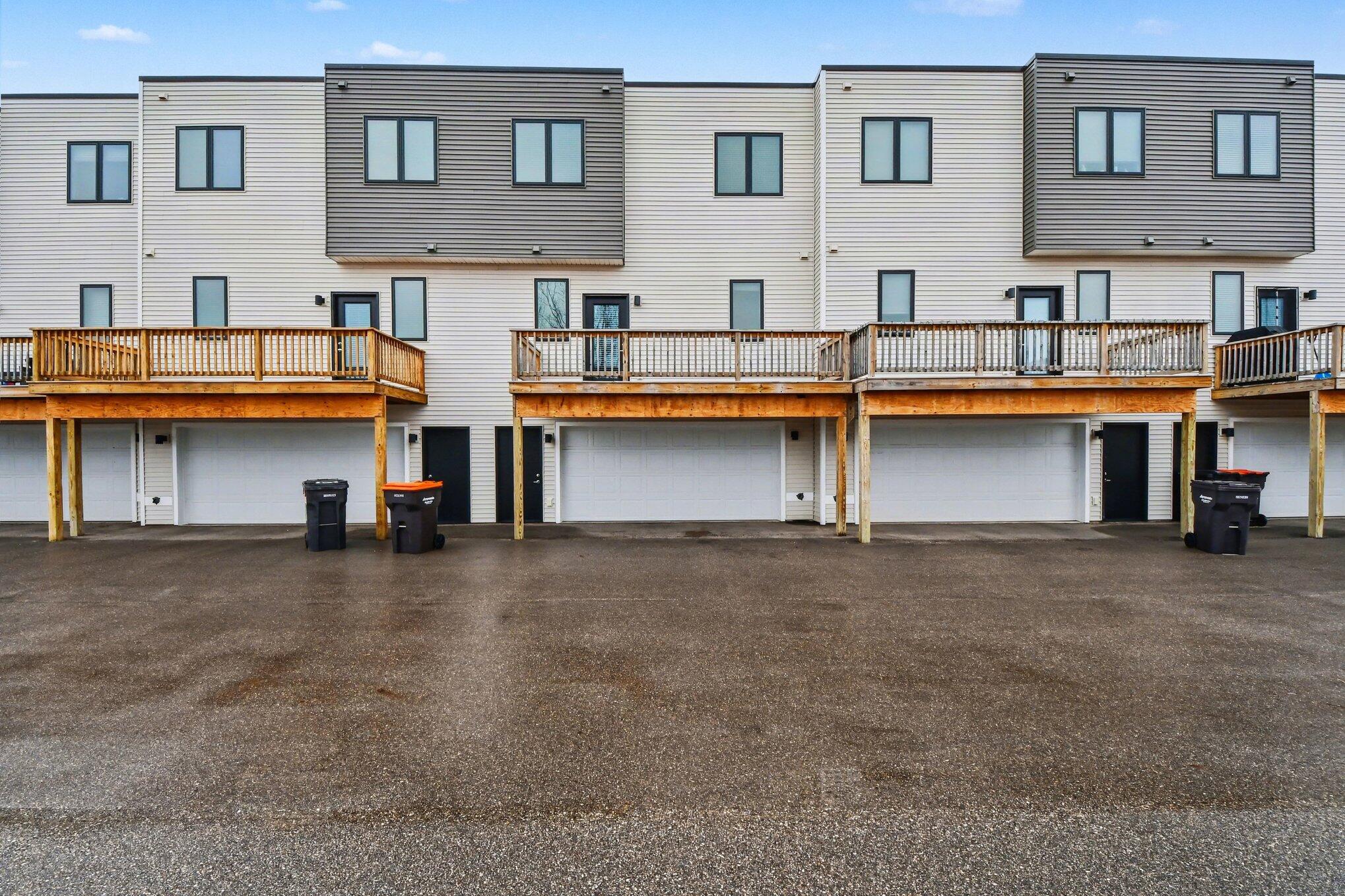 6029 Port View Drive SE Grand Rapids MI 49512