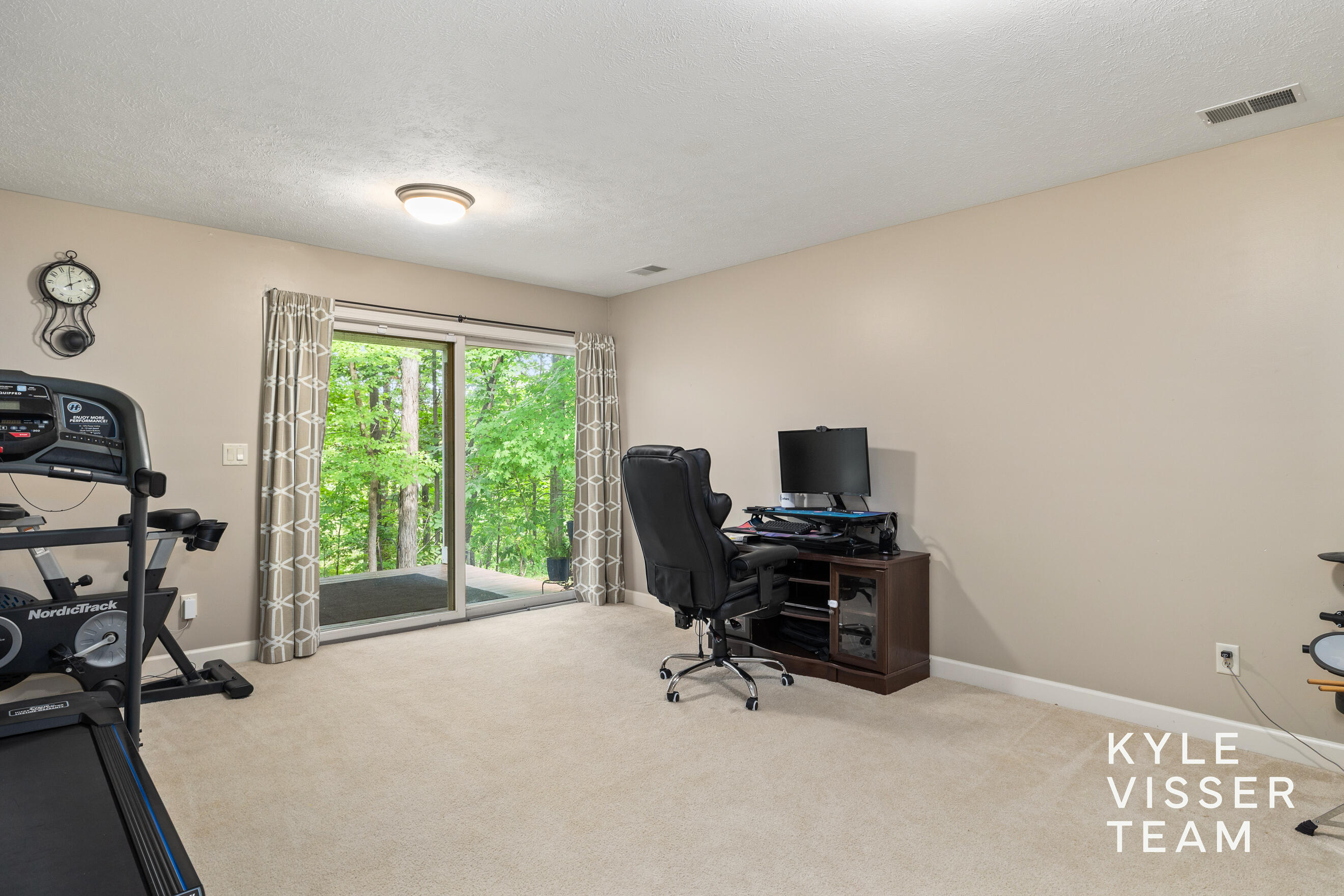 816 Pinnacle Run Drive SE Grand Rapids MI 49546
