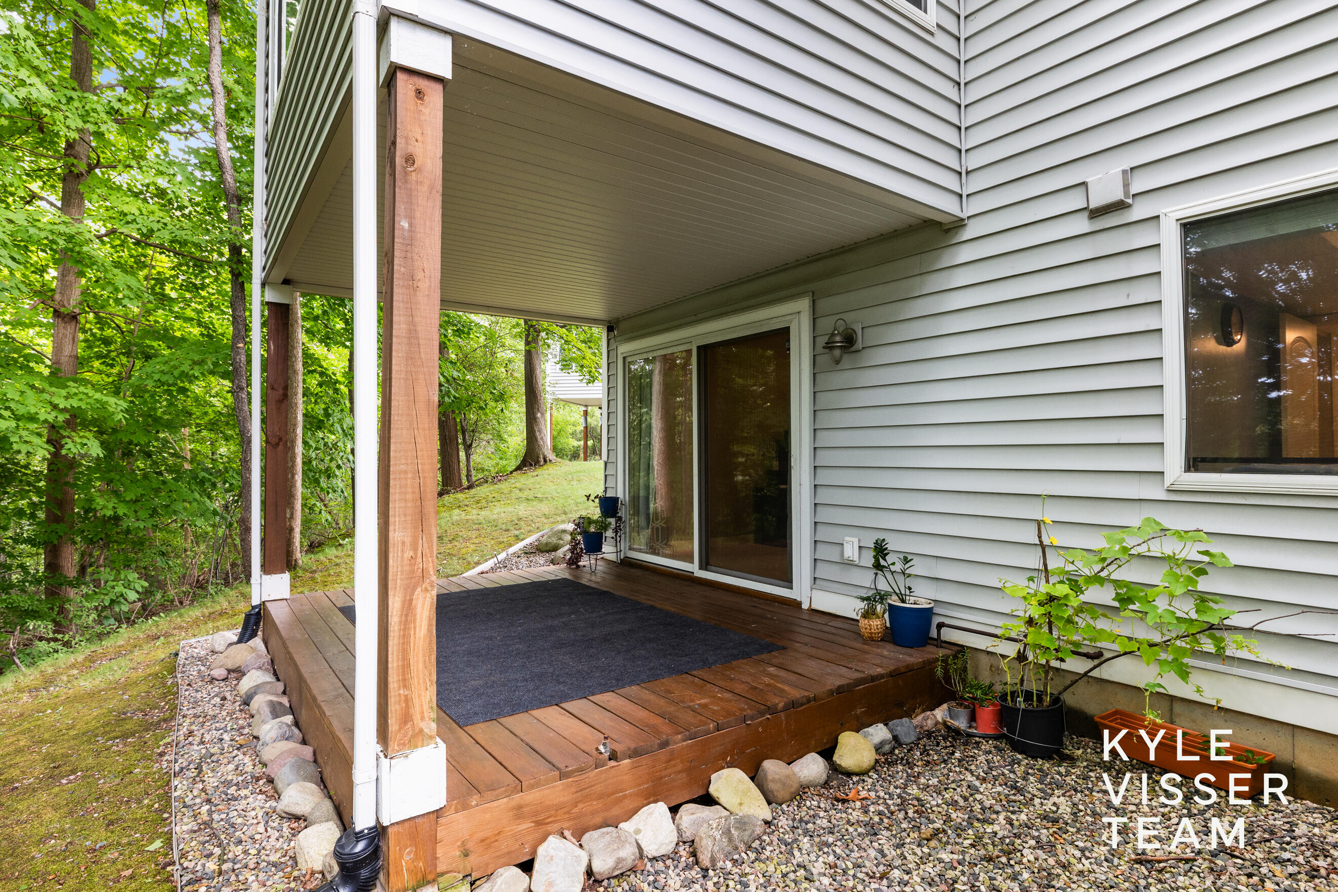 816 Pinnacle Run Drive SE Grand Rapids MI 49546