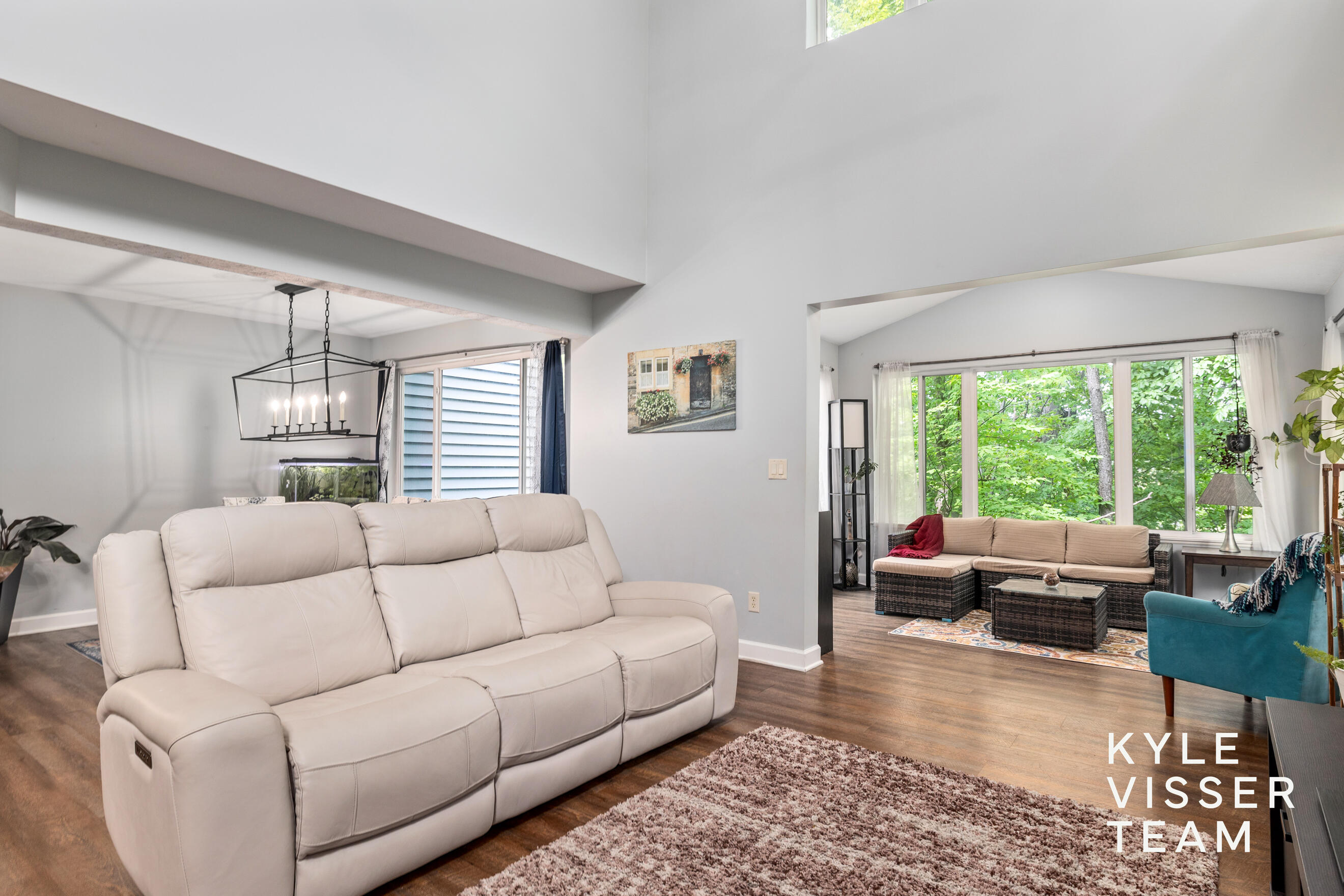 816 Pinnacle Run Drive SE Grand Rapids MI 49546
