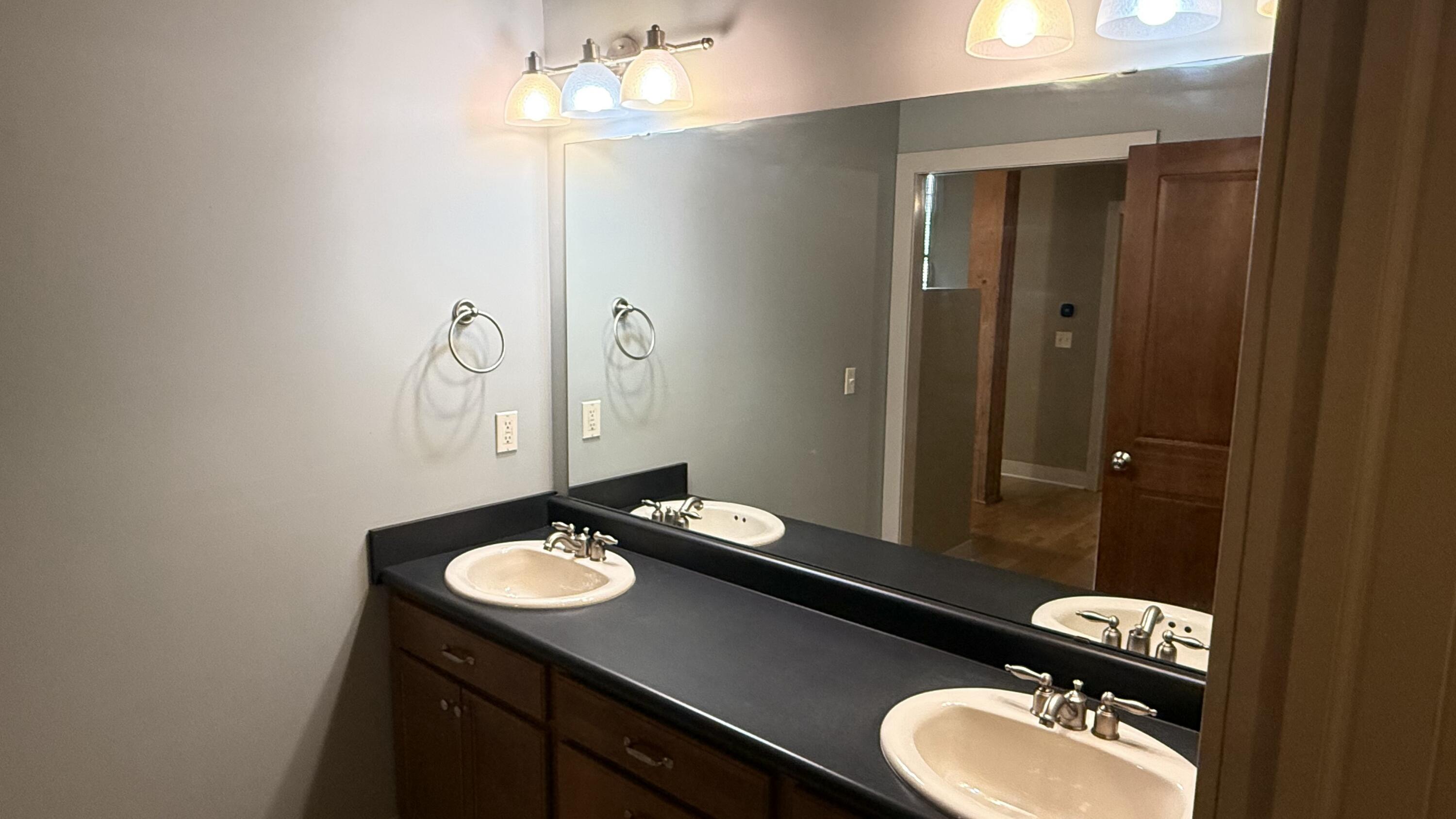 533 Columbia Avenue Holland MI 49423