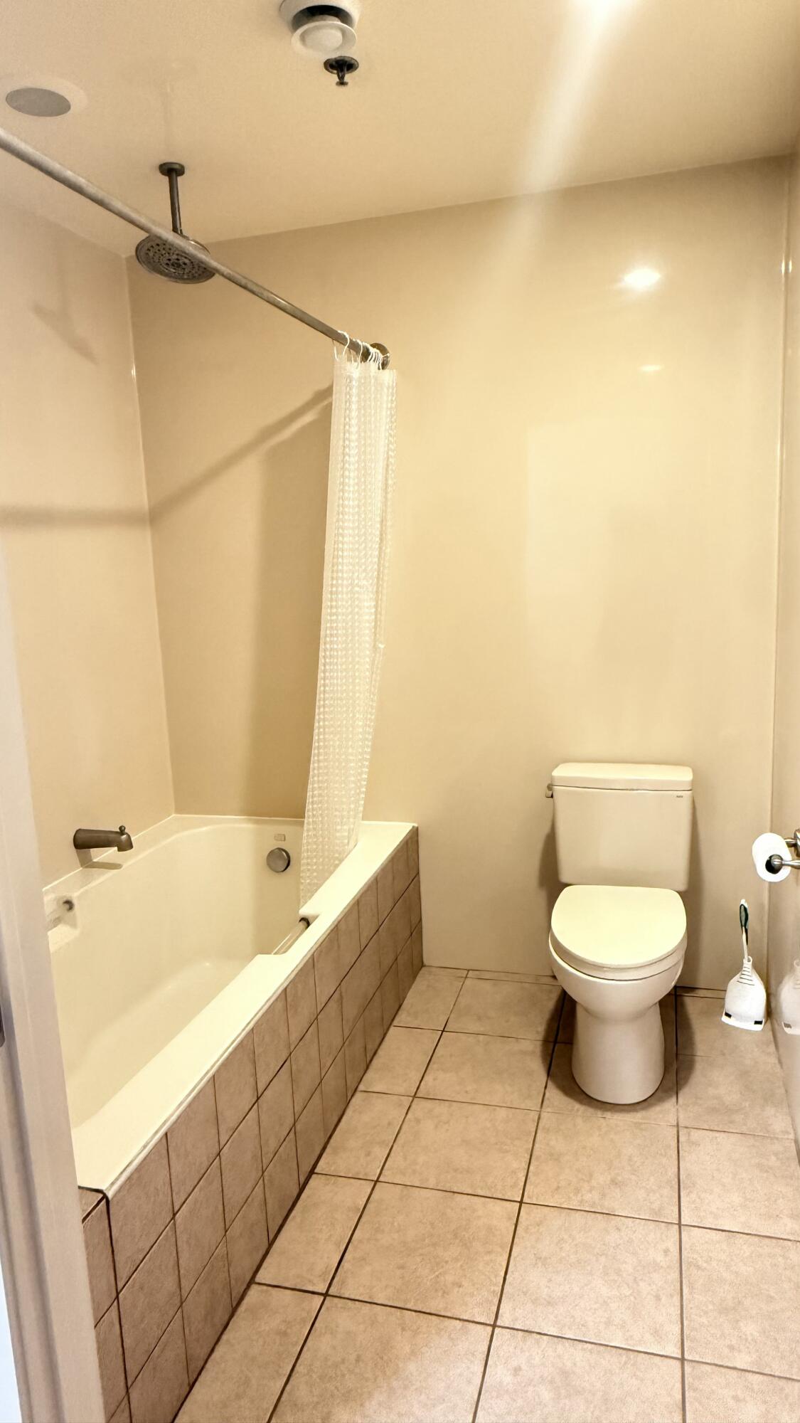 533 Columbia Avenue Holland MI 49423