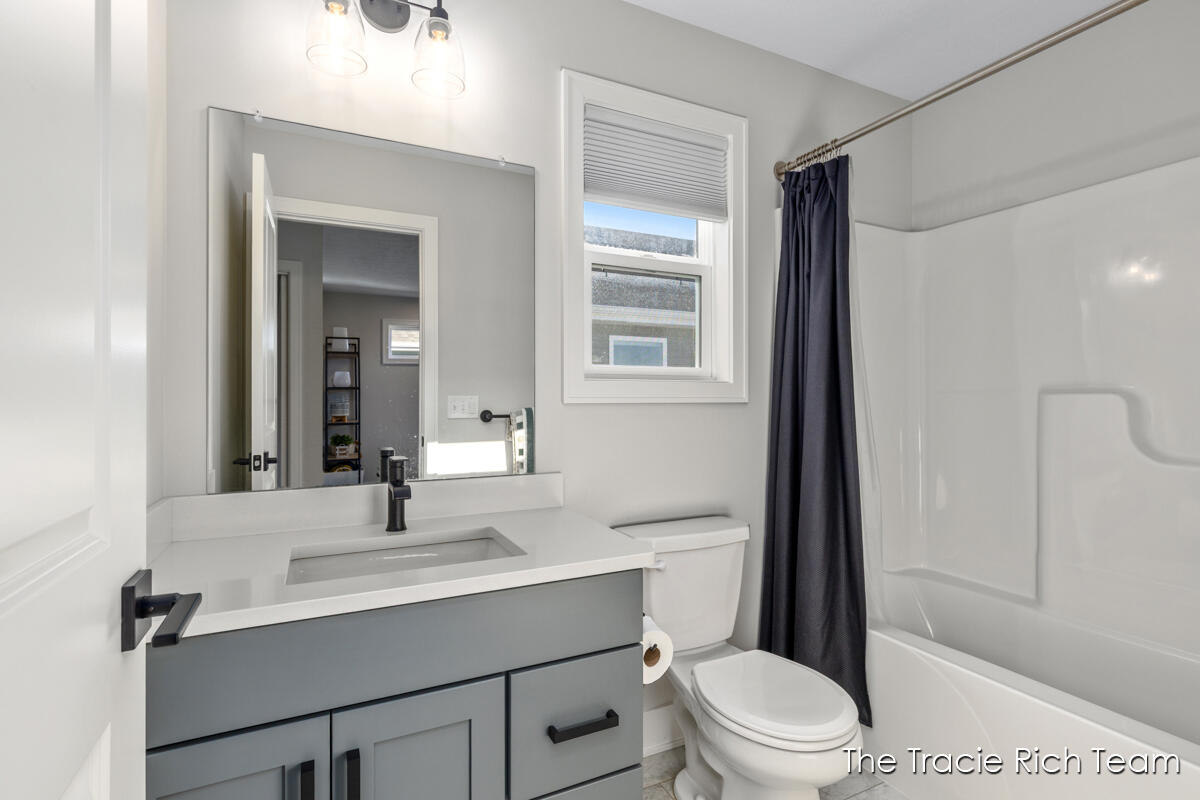 6670 Promenade Street NE Rockford MI 49341