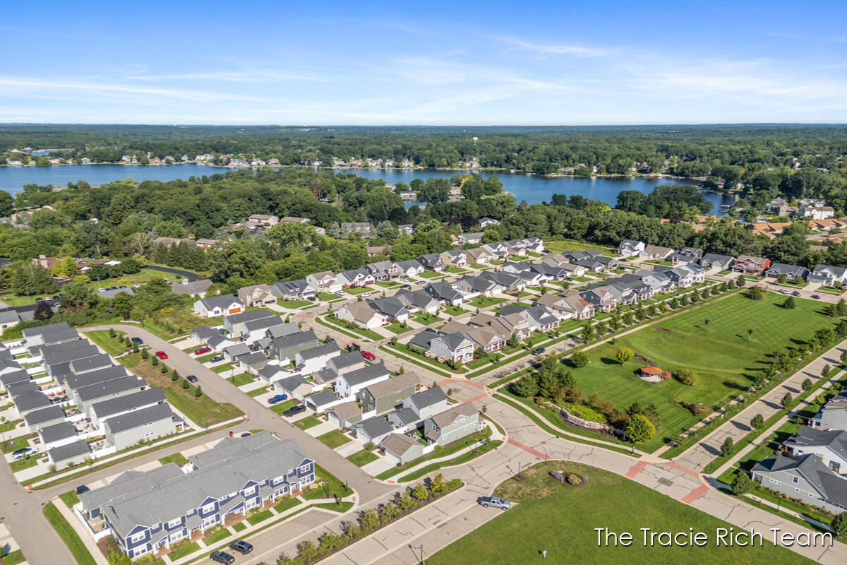 6670 Promenade Street NE Rockford MI 49341