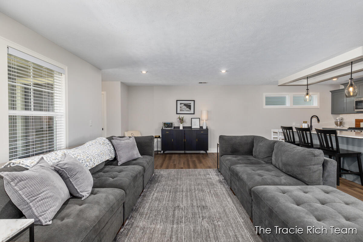 6670 Promenade Street NE Rockford MI 49341