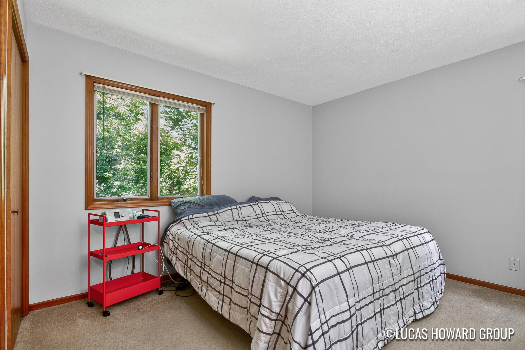 3165 E Maple Villa Drive SE Grand Rapids MI 49508