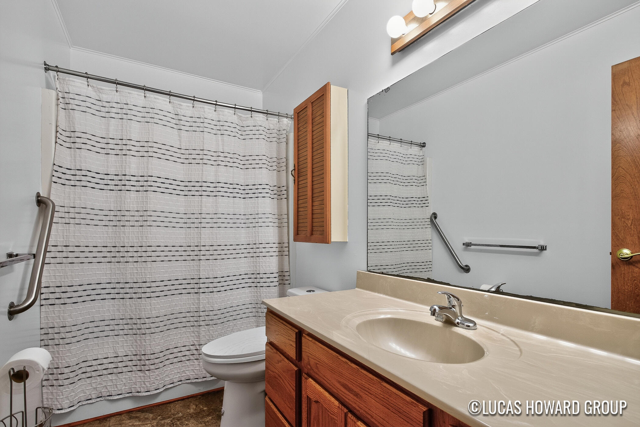 3165 E Maple Villa Drive SE Grand Rapids MI 49508