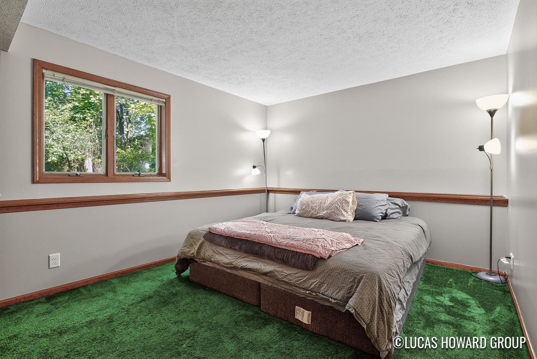 3165 E Maple Villa Drive SE Grand Rapids MI 49508