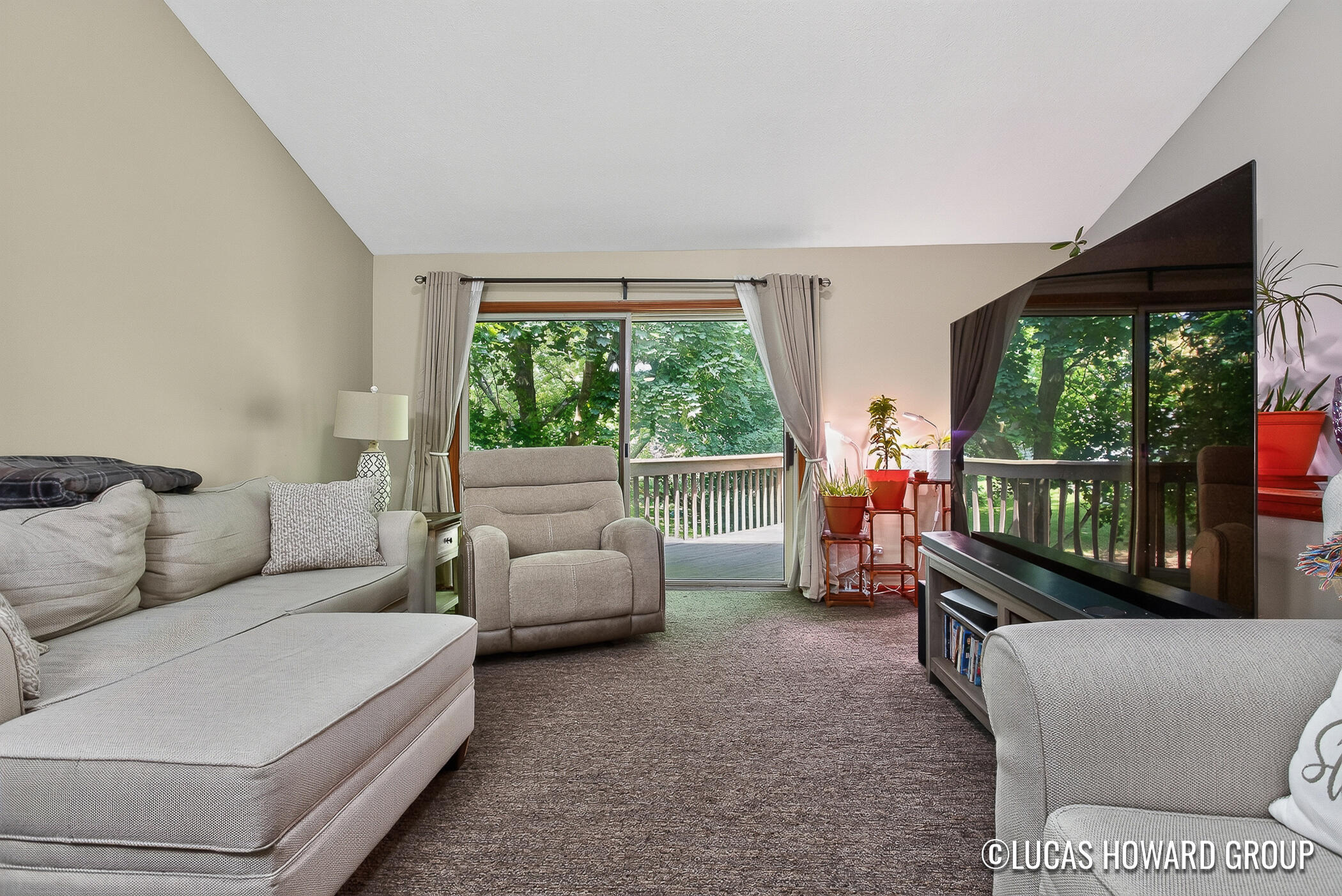 3165 E Maple Villa Drive SE Grand Rapids MI 49508