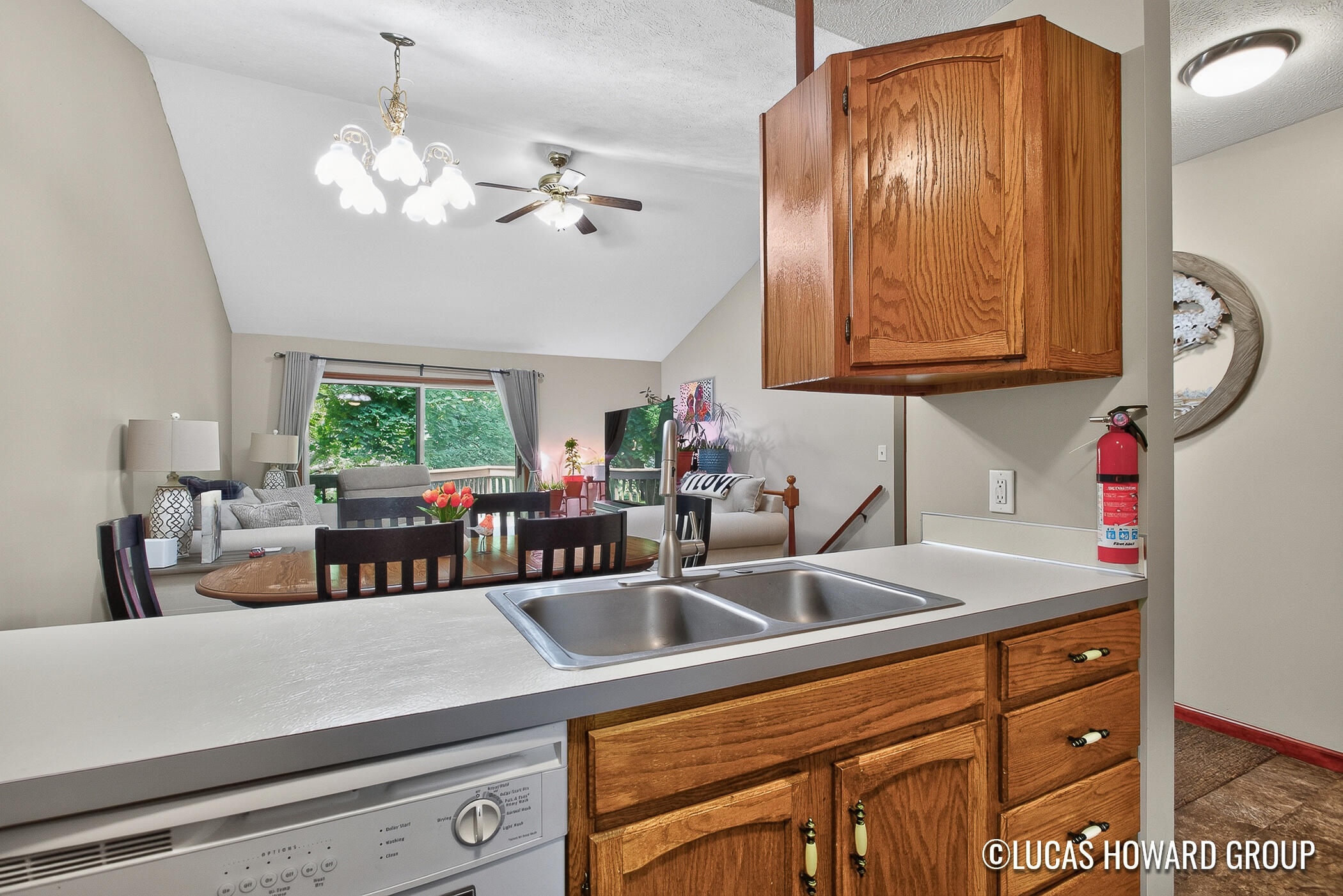 3165 E Maple Villa Drive SE Grand Rapids MI 49508