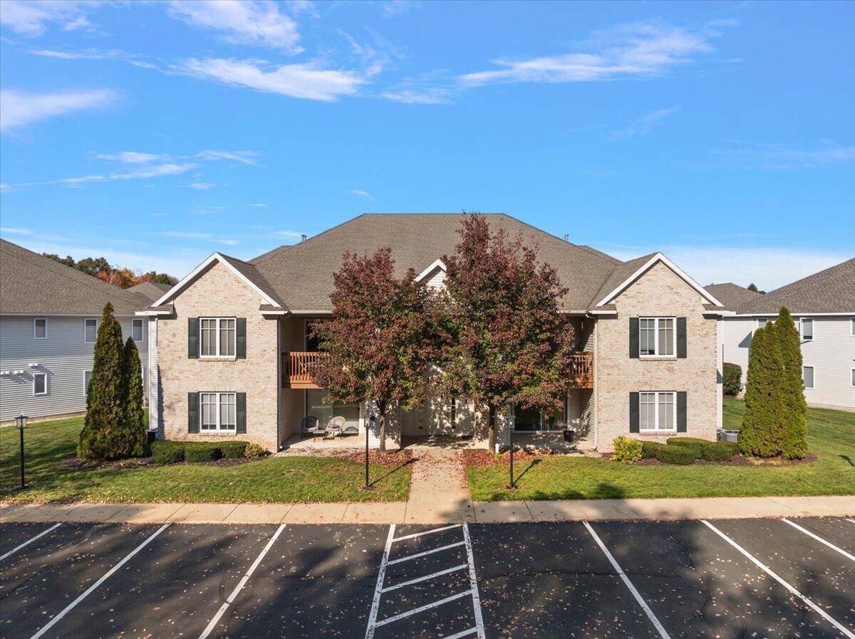 12249 S Crystal Waters Drive Holland MI 49424