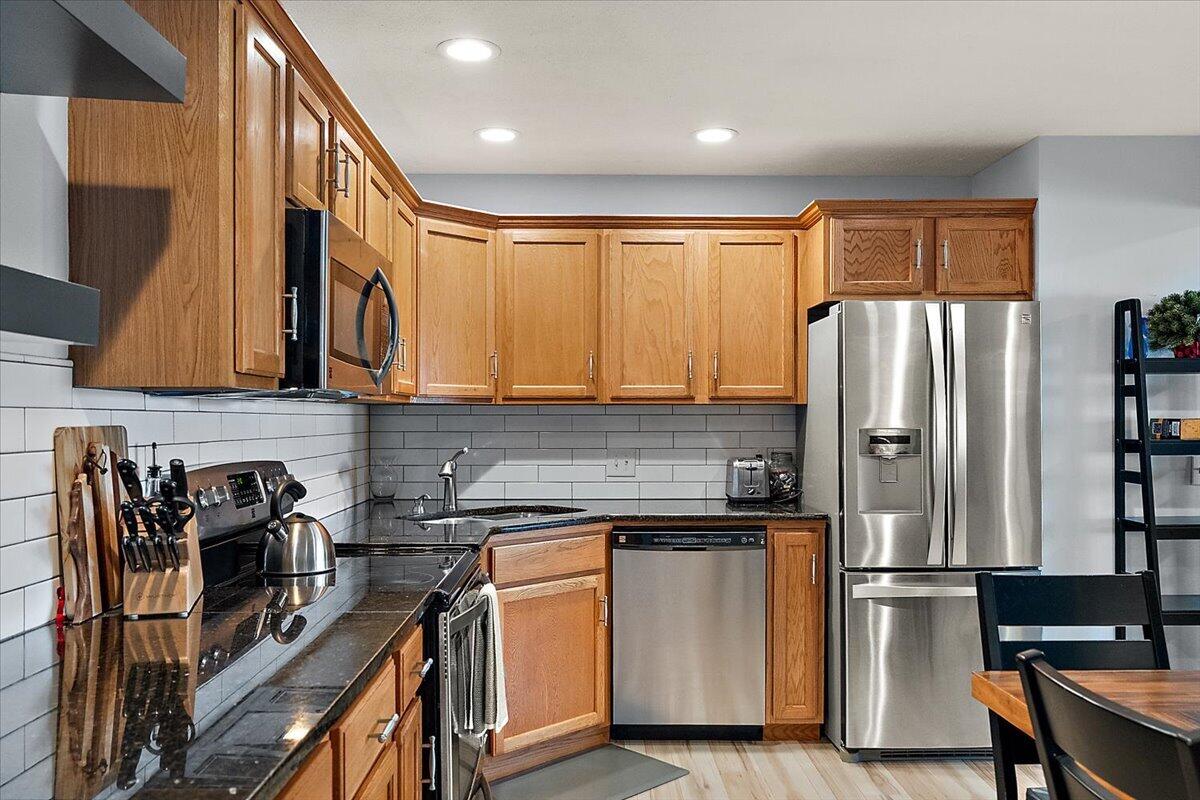 12249 S Crystal Waters Drive Holland MI 49424