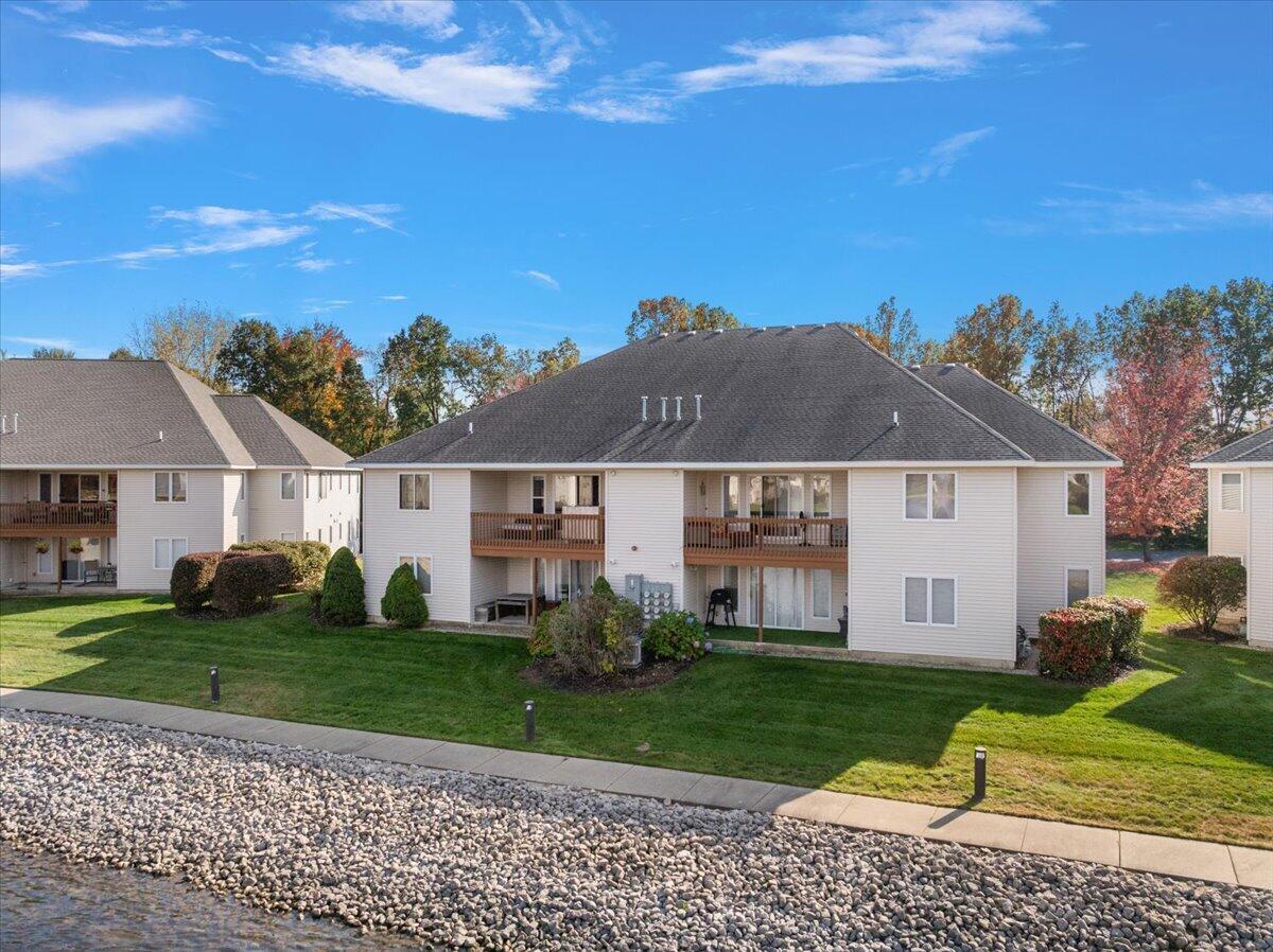 12249 S Crystal Waters Drive Holland MI 49424