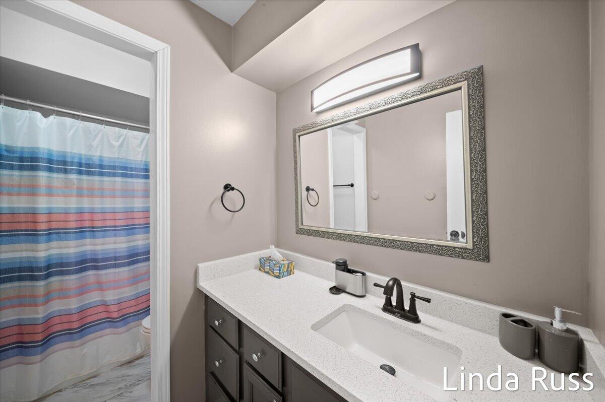 2440 E Collier Avenue SE Grand Rapids MI 49546
