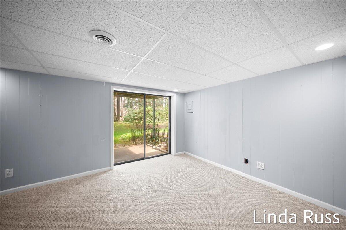 2440 E Collier Avenue SE Grand Rapids MI 49546
