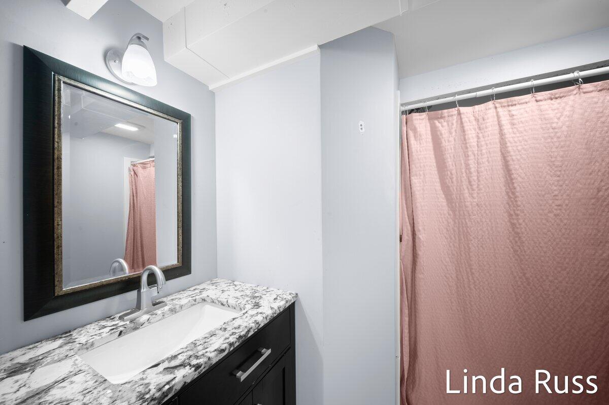 2440 E Collier Avenue SE Grand Rapids MI 49546