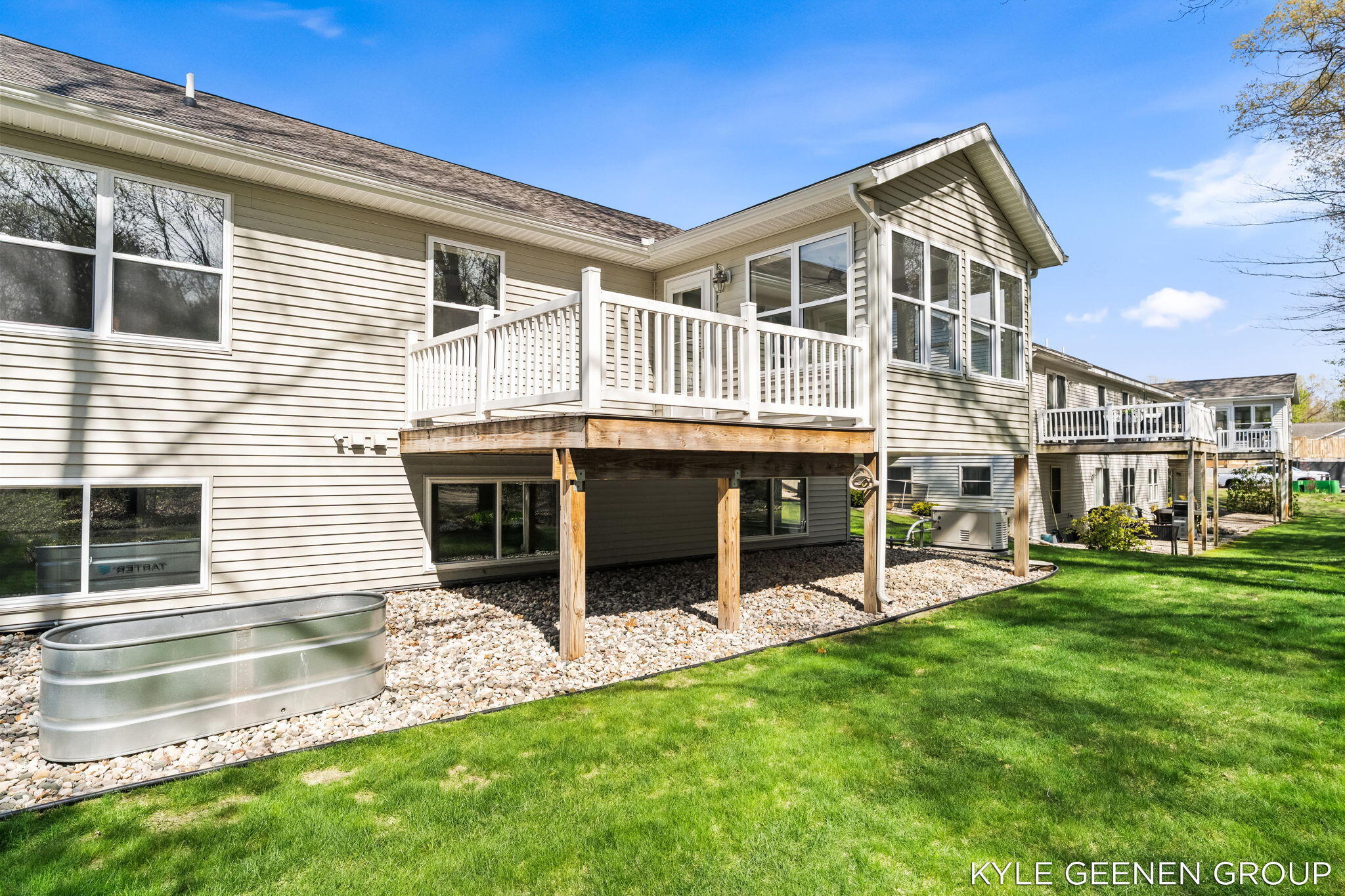 1448 E Addison Way Muskegon MI 49445