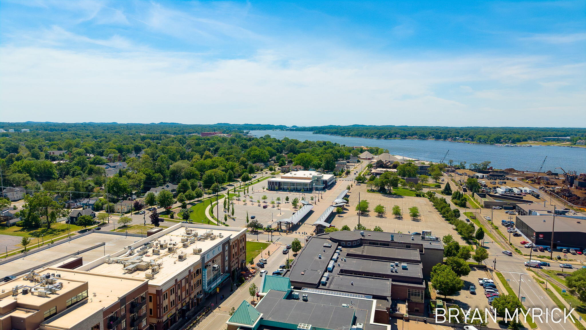 159 S River Avenue Holland MI 49423