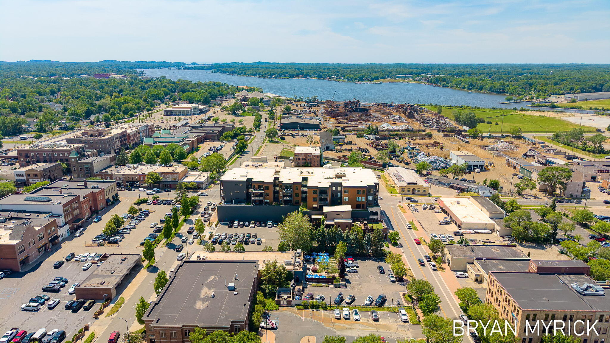 159 S River Avenue Holland MI 49423