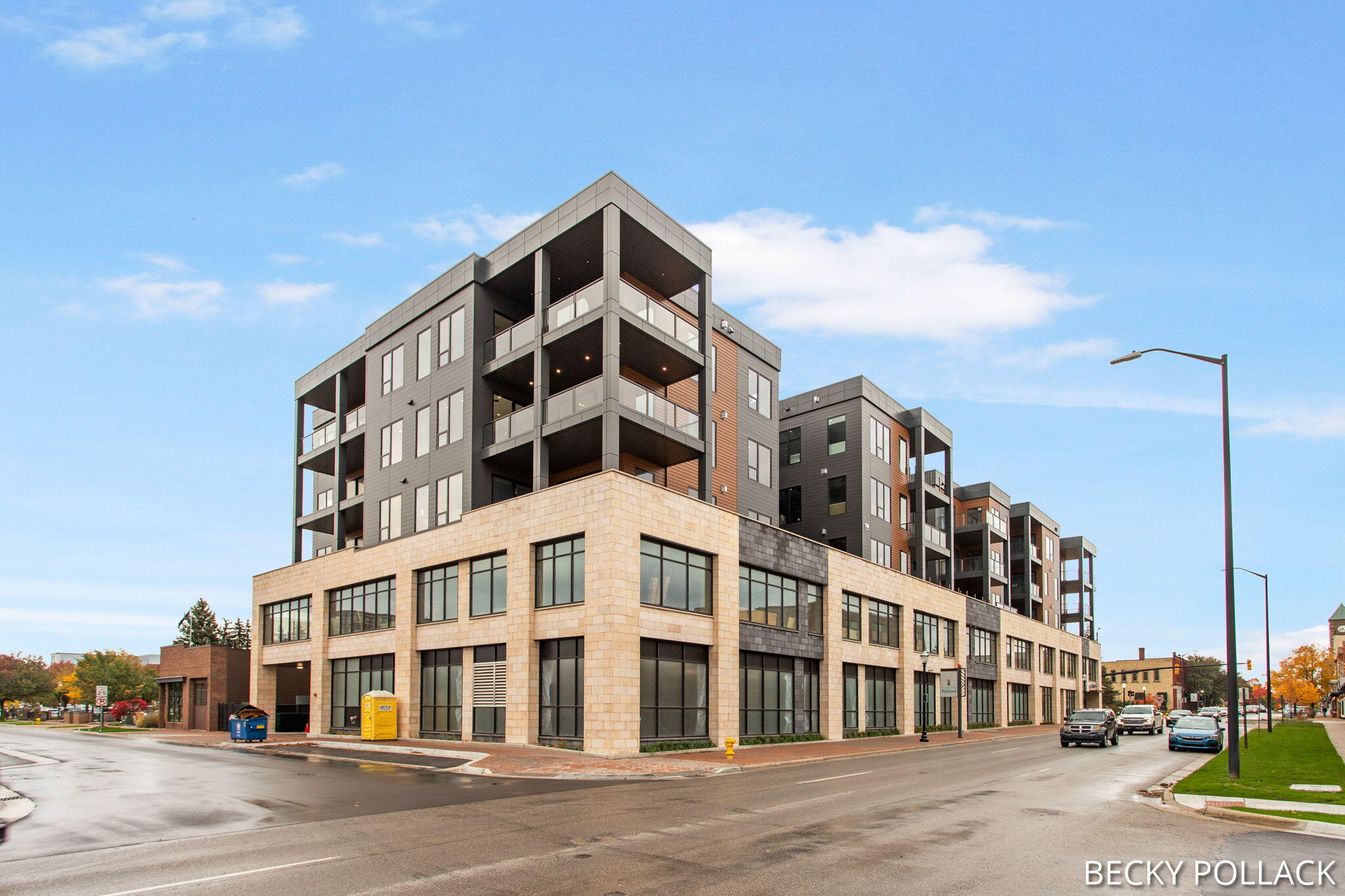Holland MI, 159 S River Avenue, Unit 303