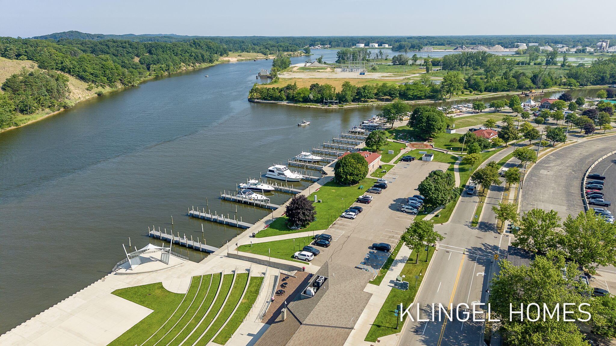 204 N Harbor Avenue Grand Haven MI 49417