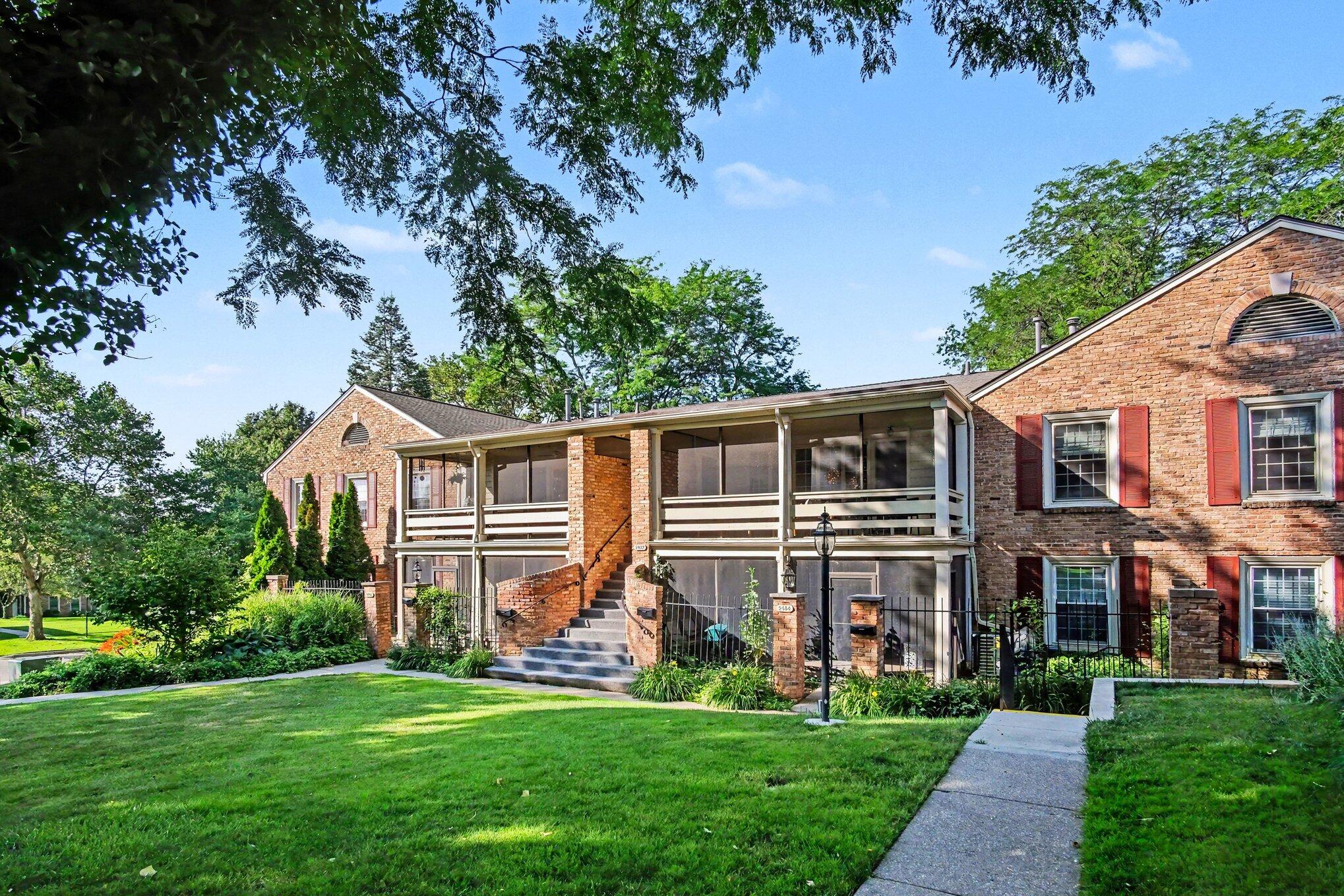 2432 Village Drive SE Grand Rapids MI 49506
