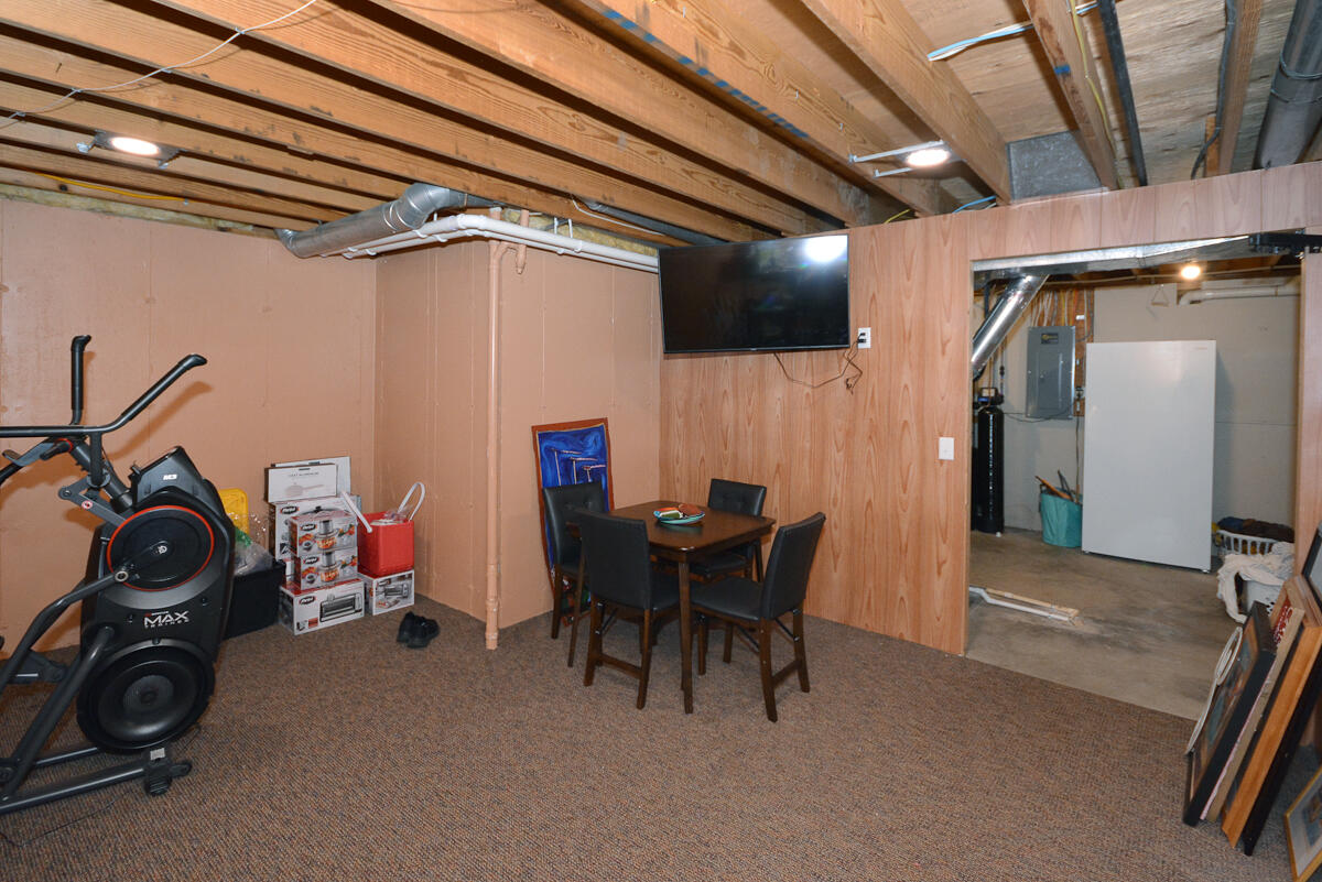 2393 Wildemere Street Kalamazoo MI 49009