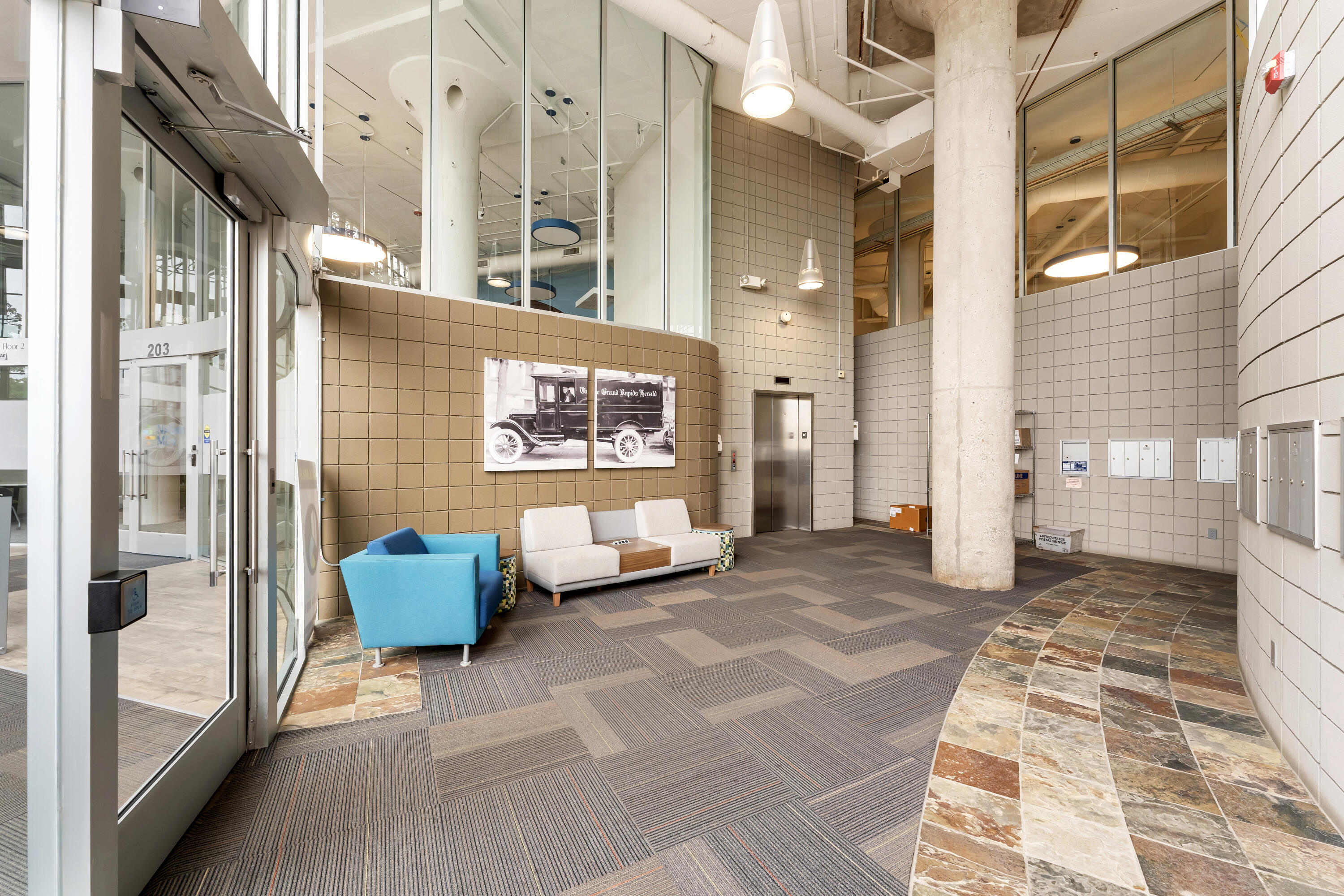 801 Broadway Avenue NW Grand Rapids MI 49504