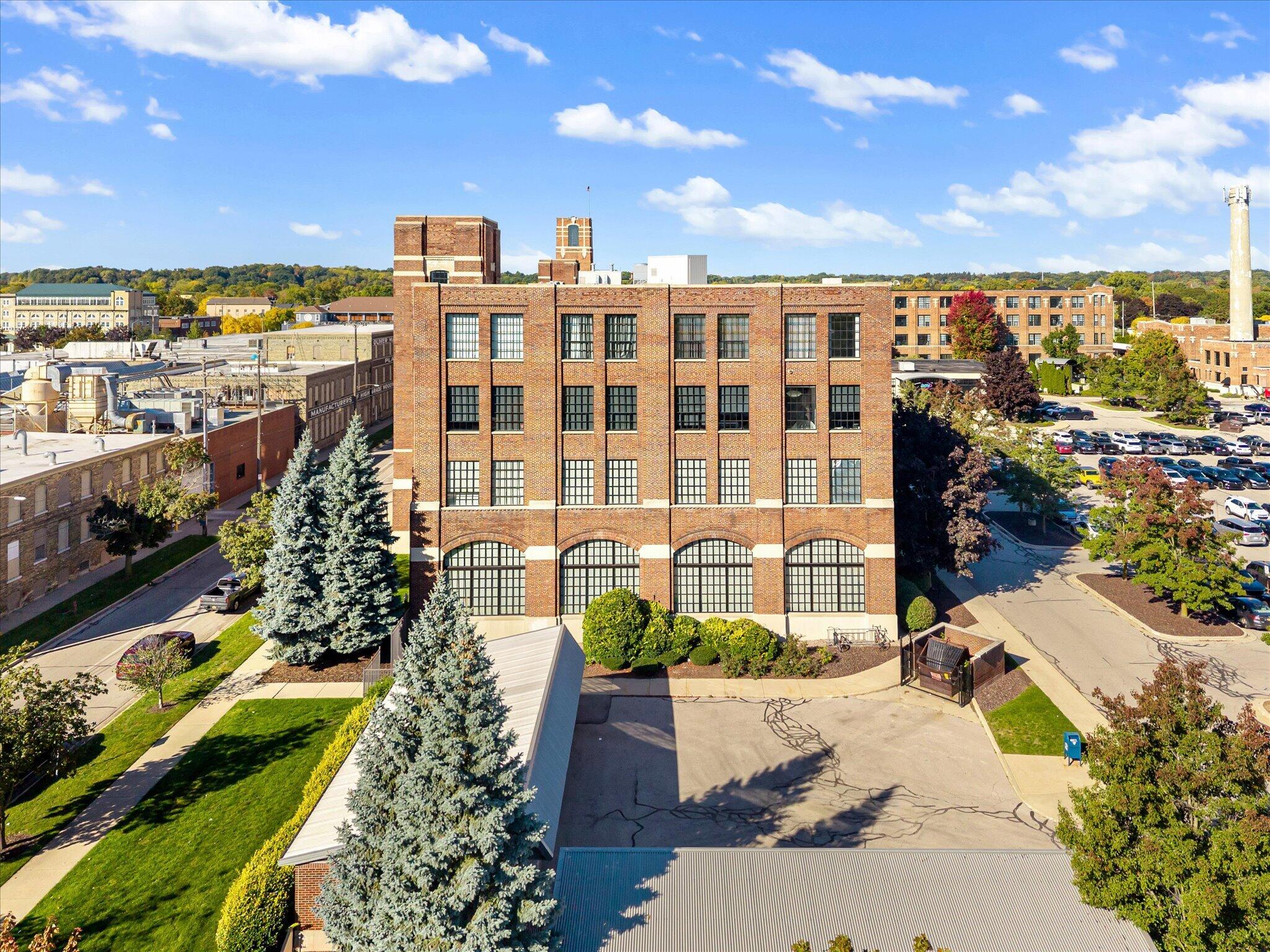 801 Broadway Avenue NW Grand Rapids MI 49504