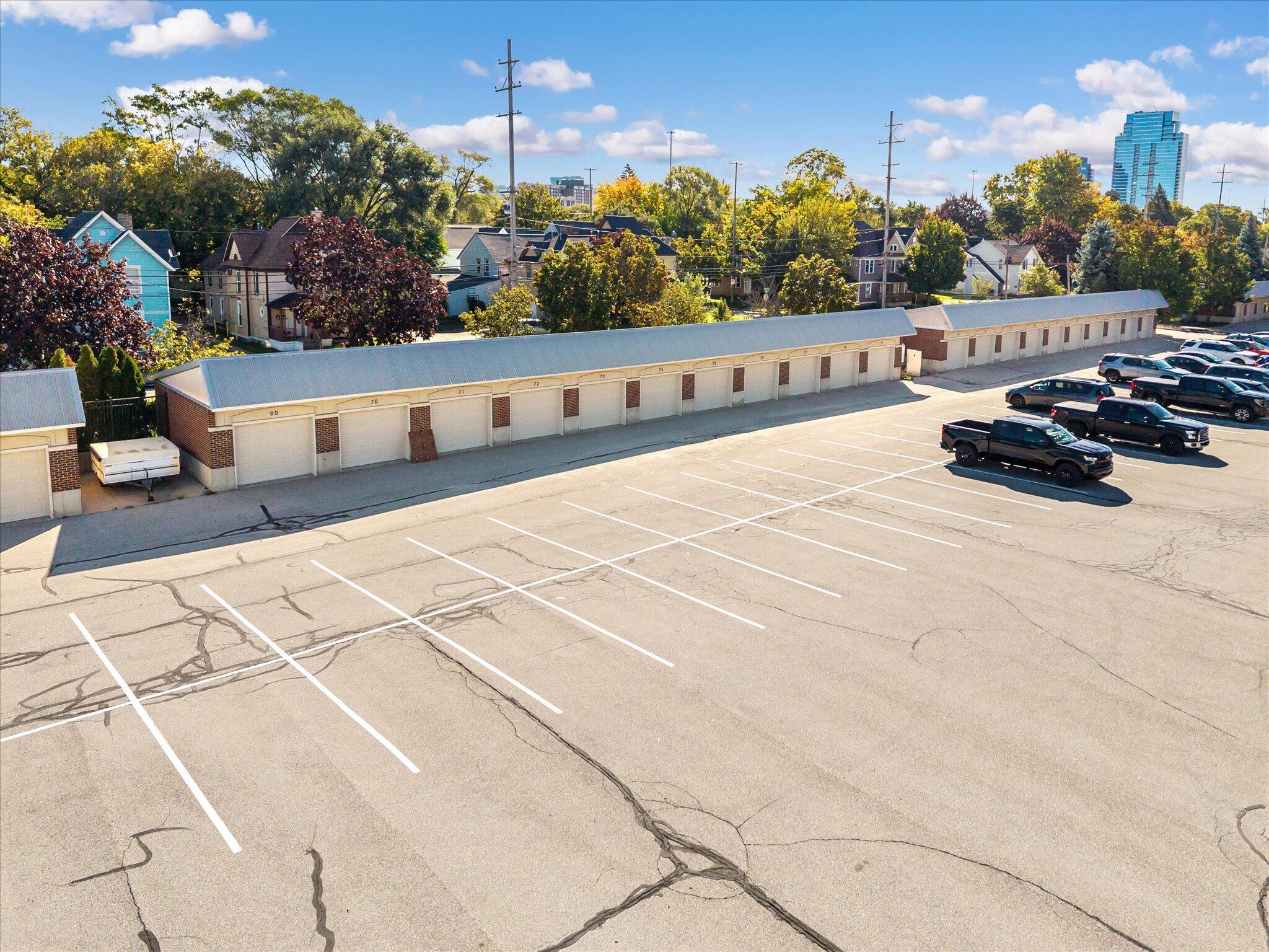 801 Broadway Avenue NW Grand Rapids MI 49504