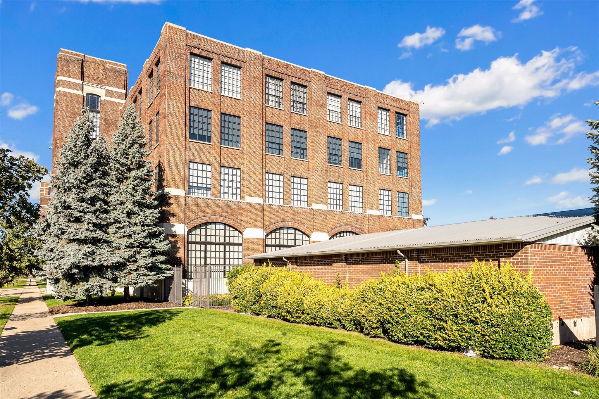 801 Broadway Avenue NW Grand Rapids MI 49504