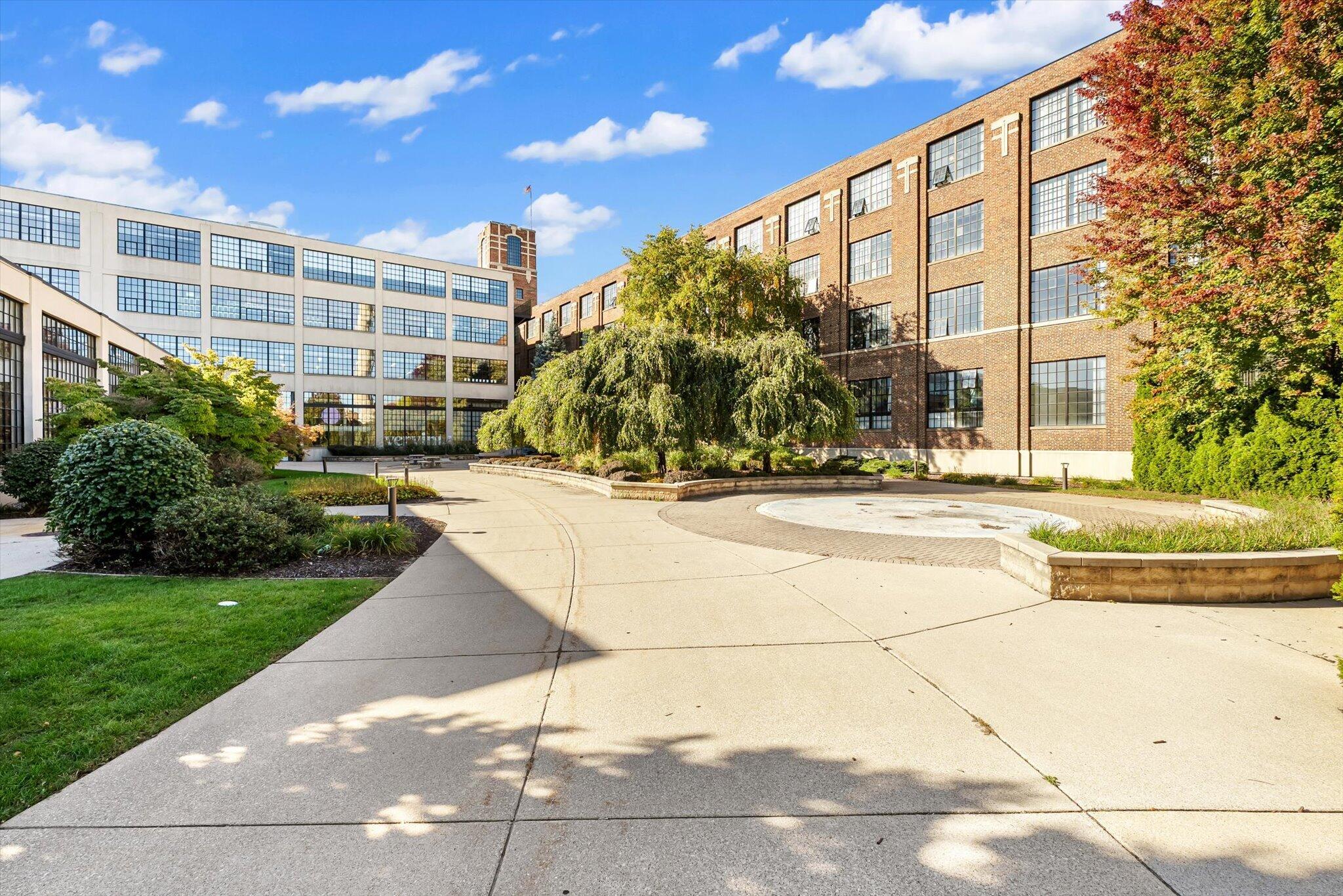 801 Broadway Avenue NW Grand Rapids MI 49504