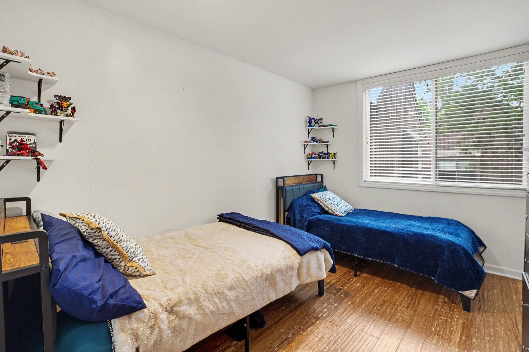 260 Dunbarton Court Kalamazoo MI 49006