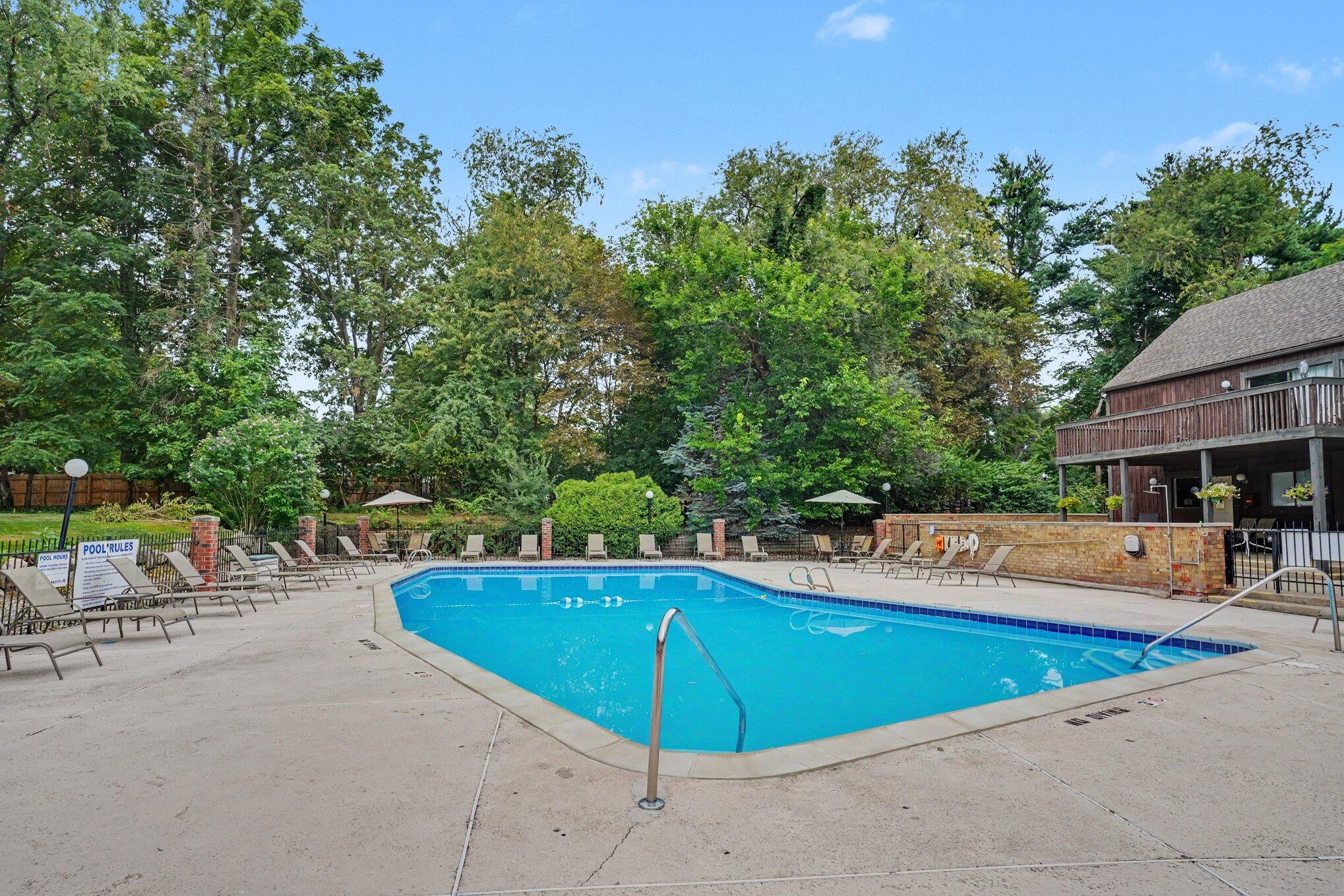 260 Dunbarton Court Kalamazoo MI 49006