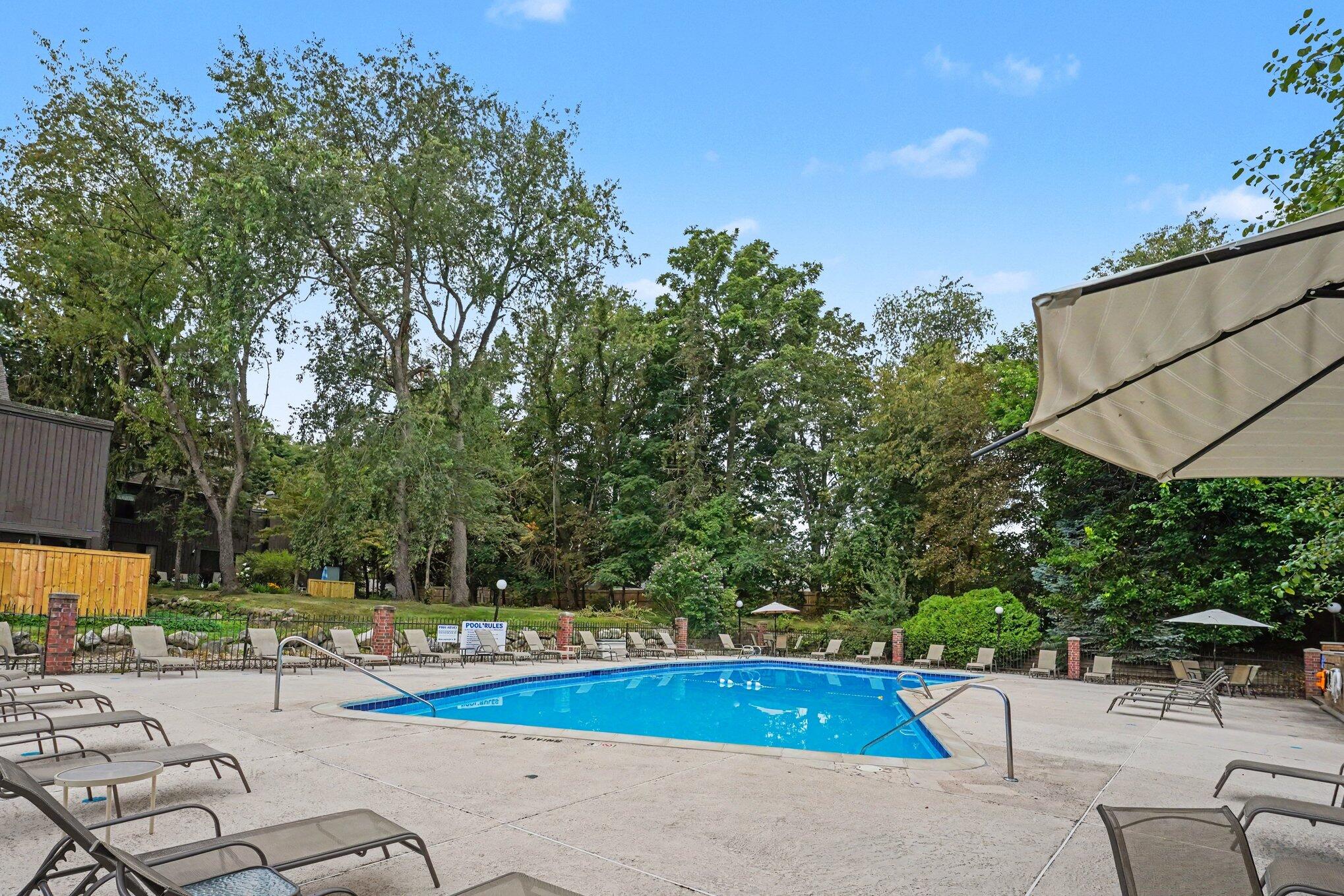 260 Dunbarton Court Kalamazoo MI 49006