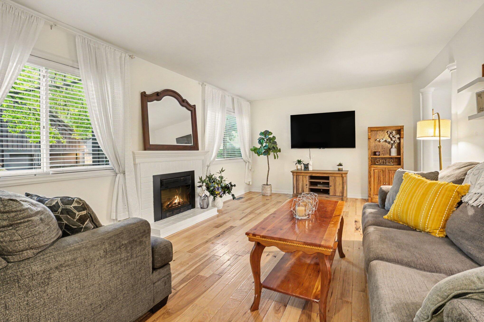 260 Dunbarton Court Kalamazoo MI 49006