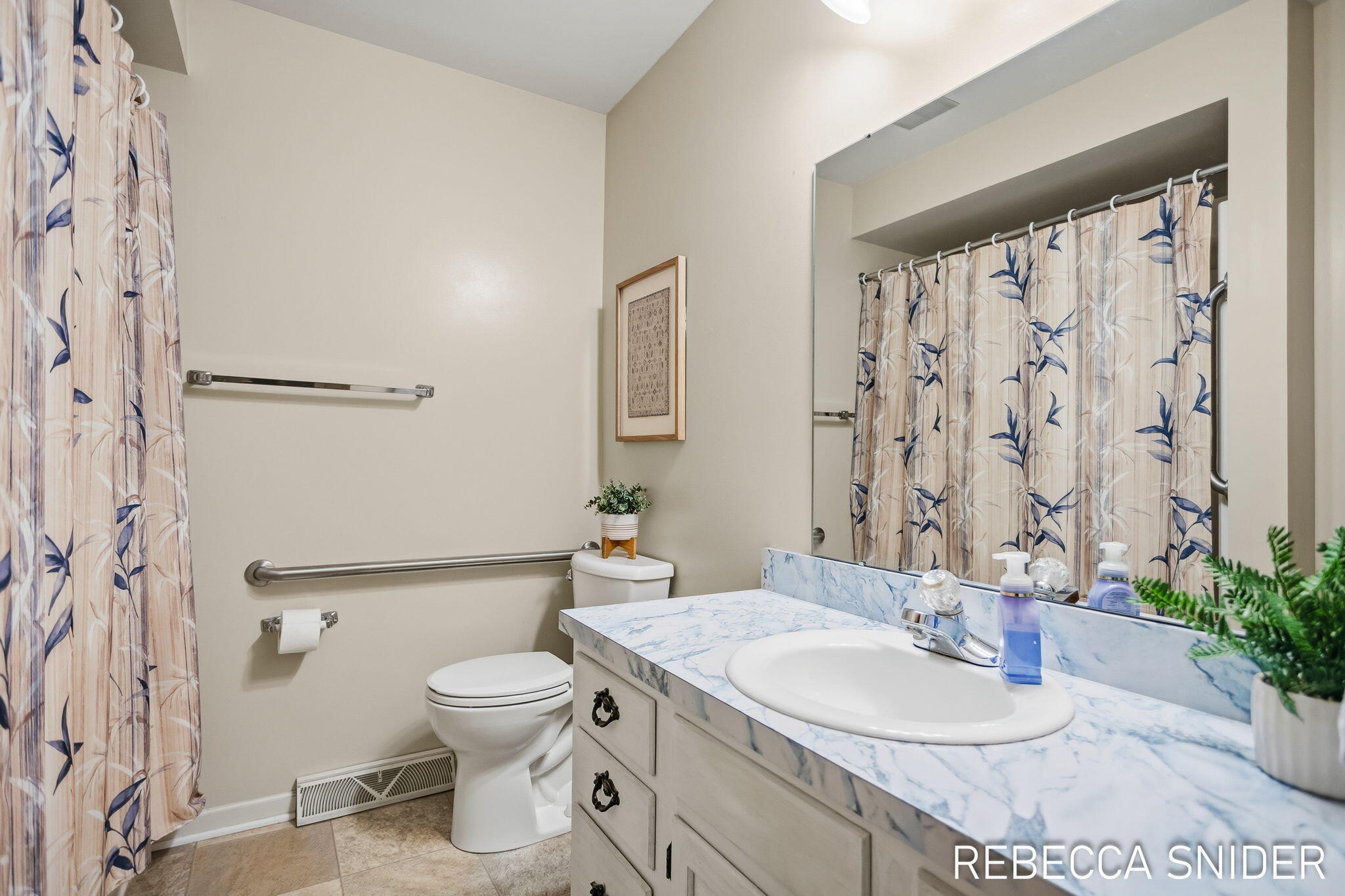 5692 Leisure S Drive SE Grand Rapids MI 49548
