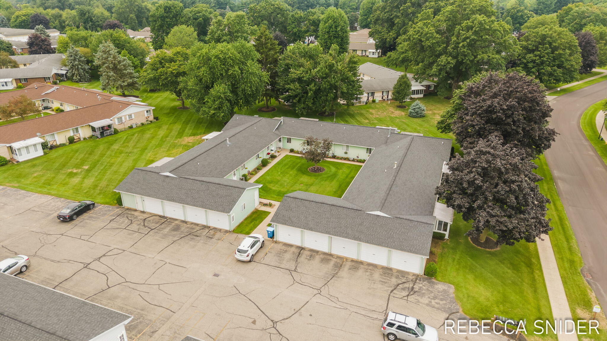 5692 Leisure S Drive SE Grand Rapids MI 49548