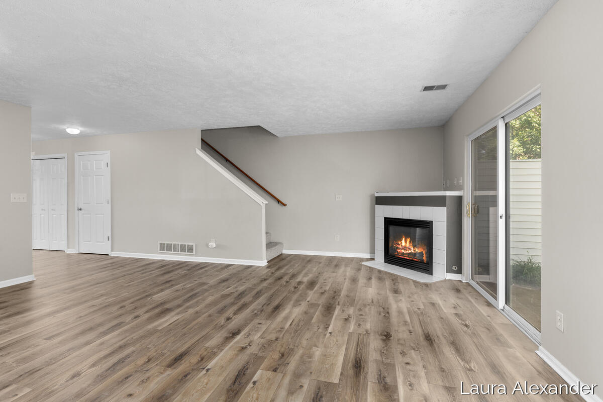 7034 S Cannon Place Drive NE Rockford MI 49341