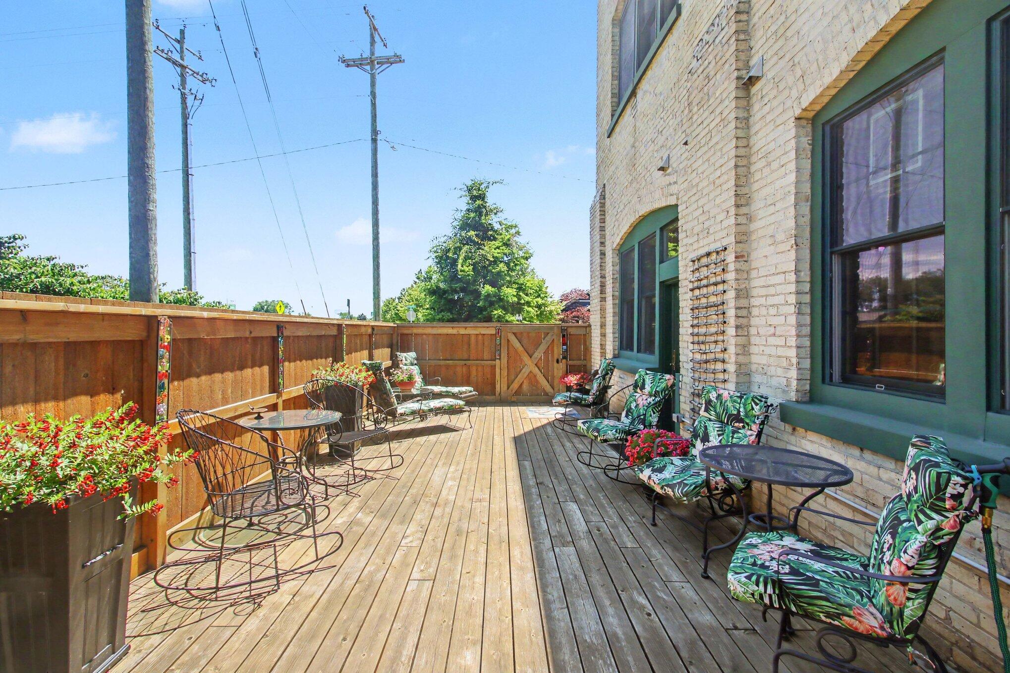 125 Elkenburg Street South Haven MI 49090