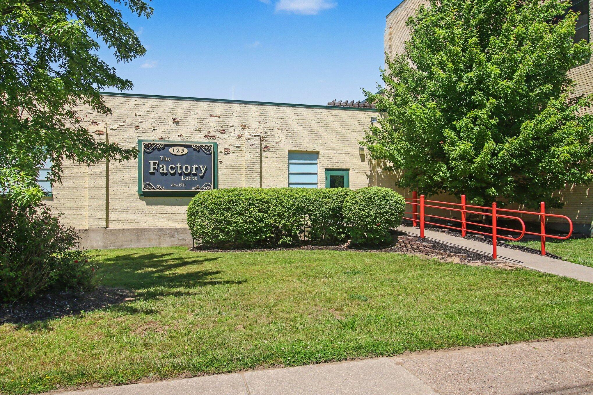 125 Elkenburg Street South Haven MI 49090
