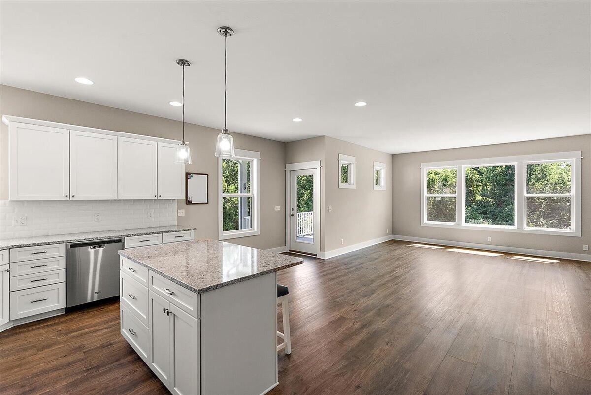 570 Riverbank Circle Zeeland MI 49464