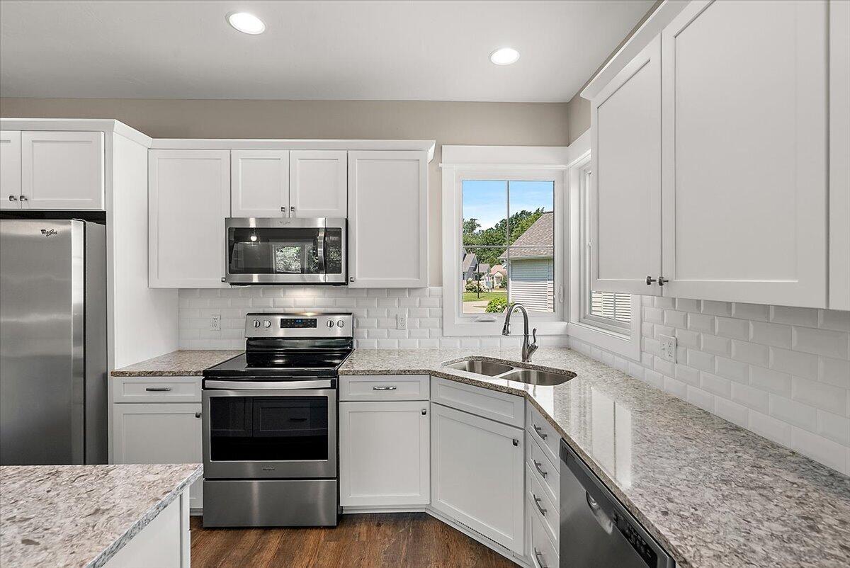 570 Riverbank Circle Zeeland MI 49464