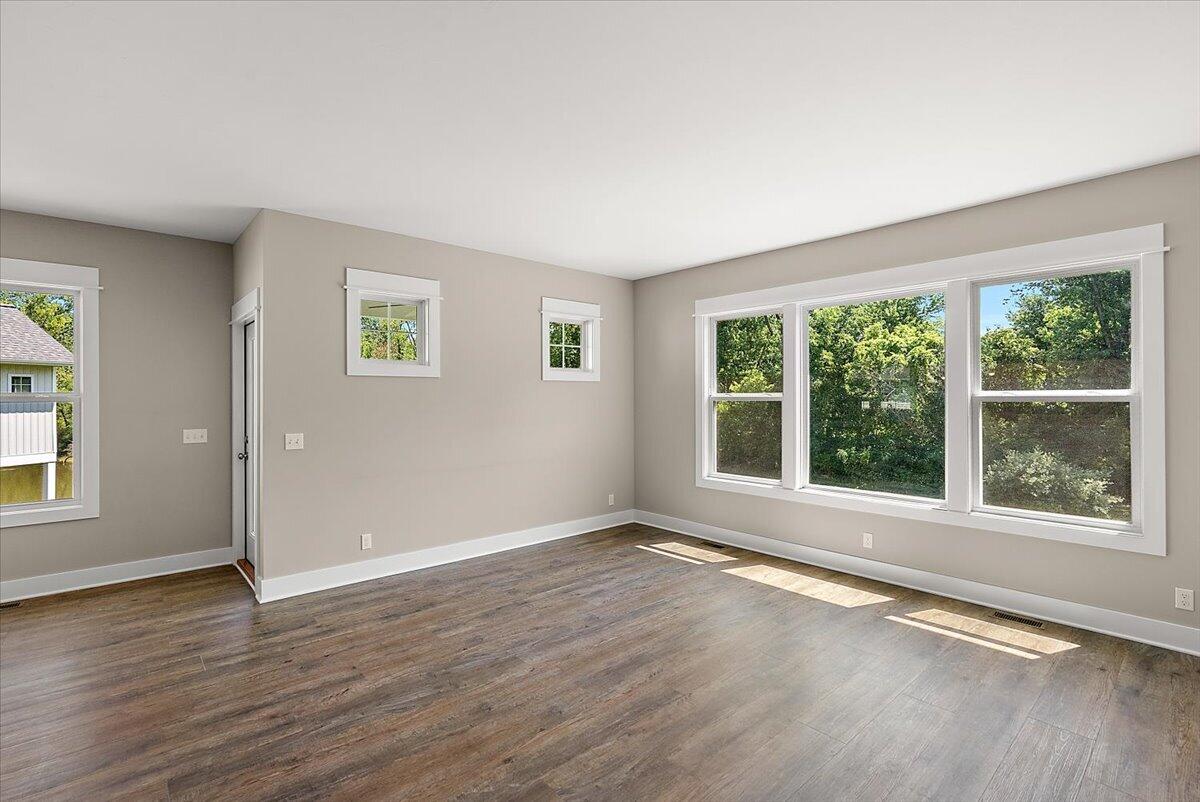 570 Riverbank Circle Zeeland MI 49464
