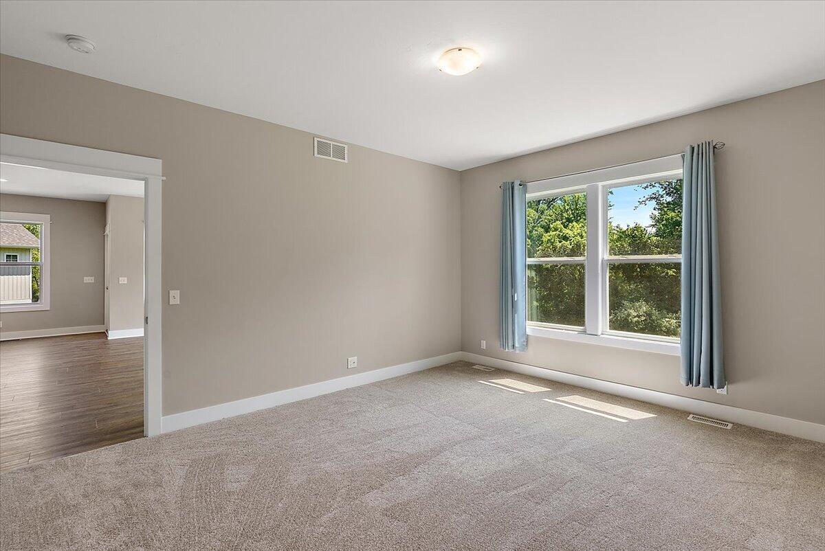 570 Riverbank Circle Zeeland MI 49464