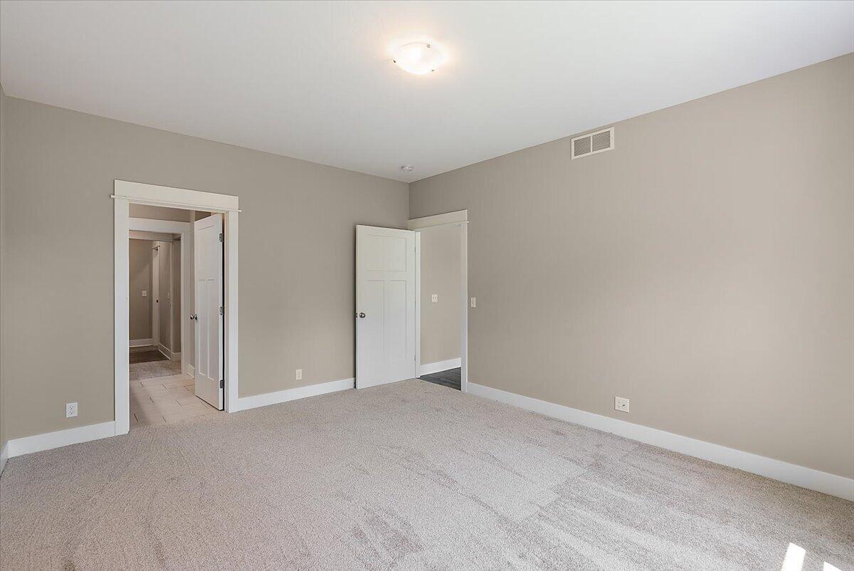 570 Riverbank Circle Zeeland MI 49464